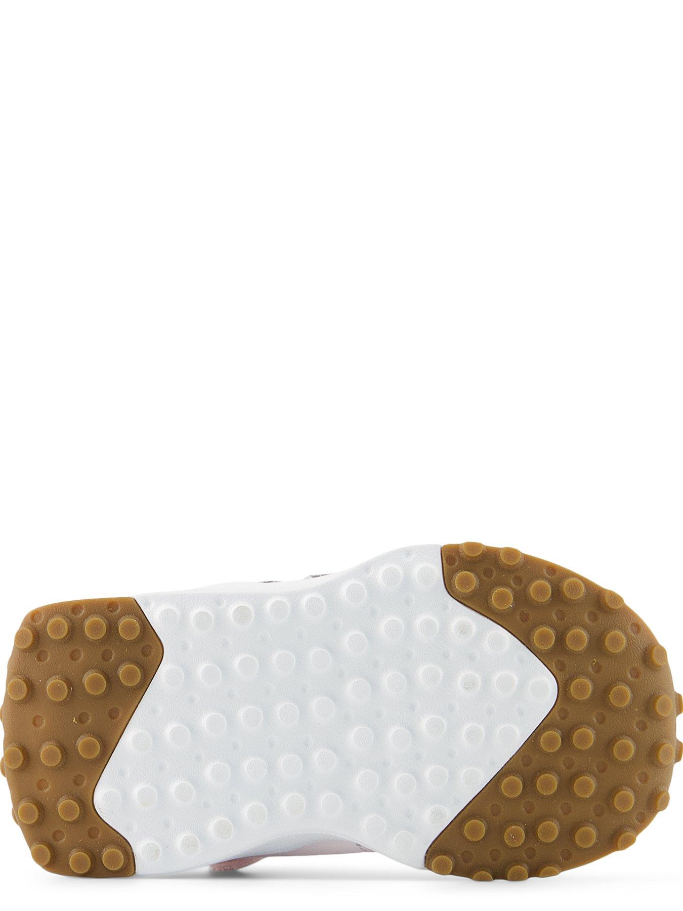 new-balance-infant-327-trainer-pinkdetail