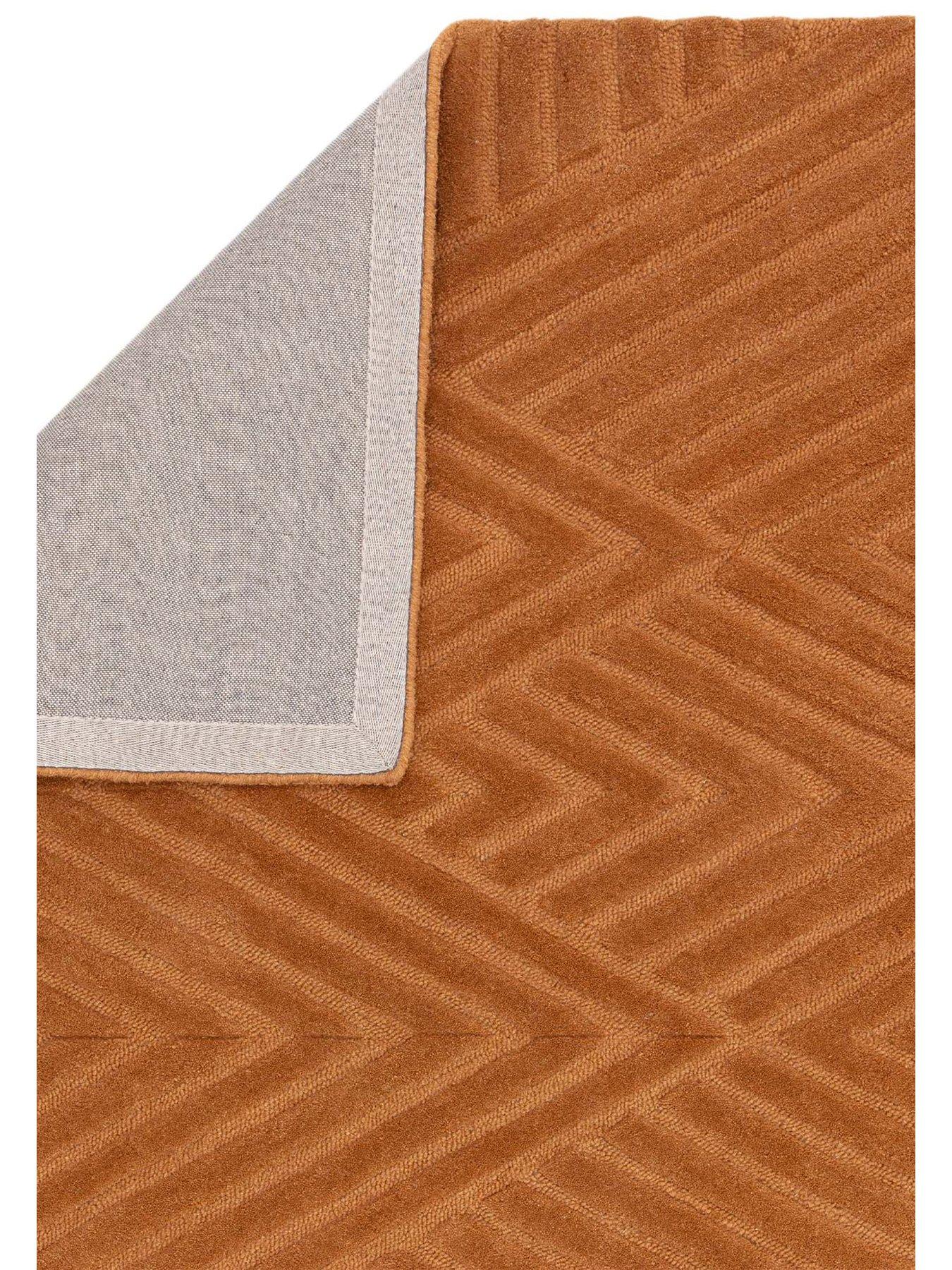 asiatic-hague-rug-desert-sandoutfit