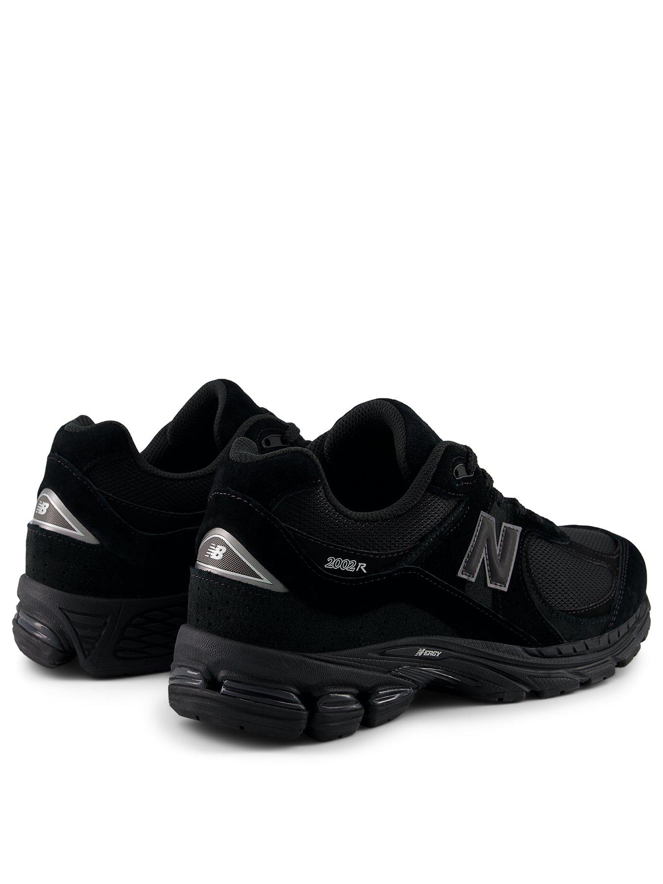 new-balance-unisex-2002r-trainer-blackback