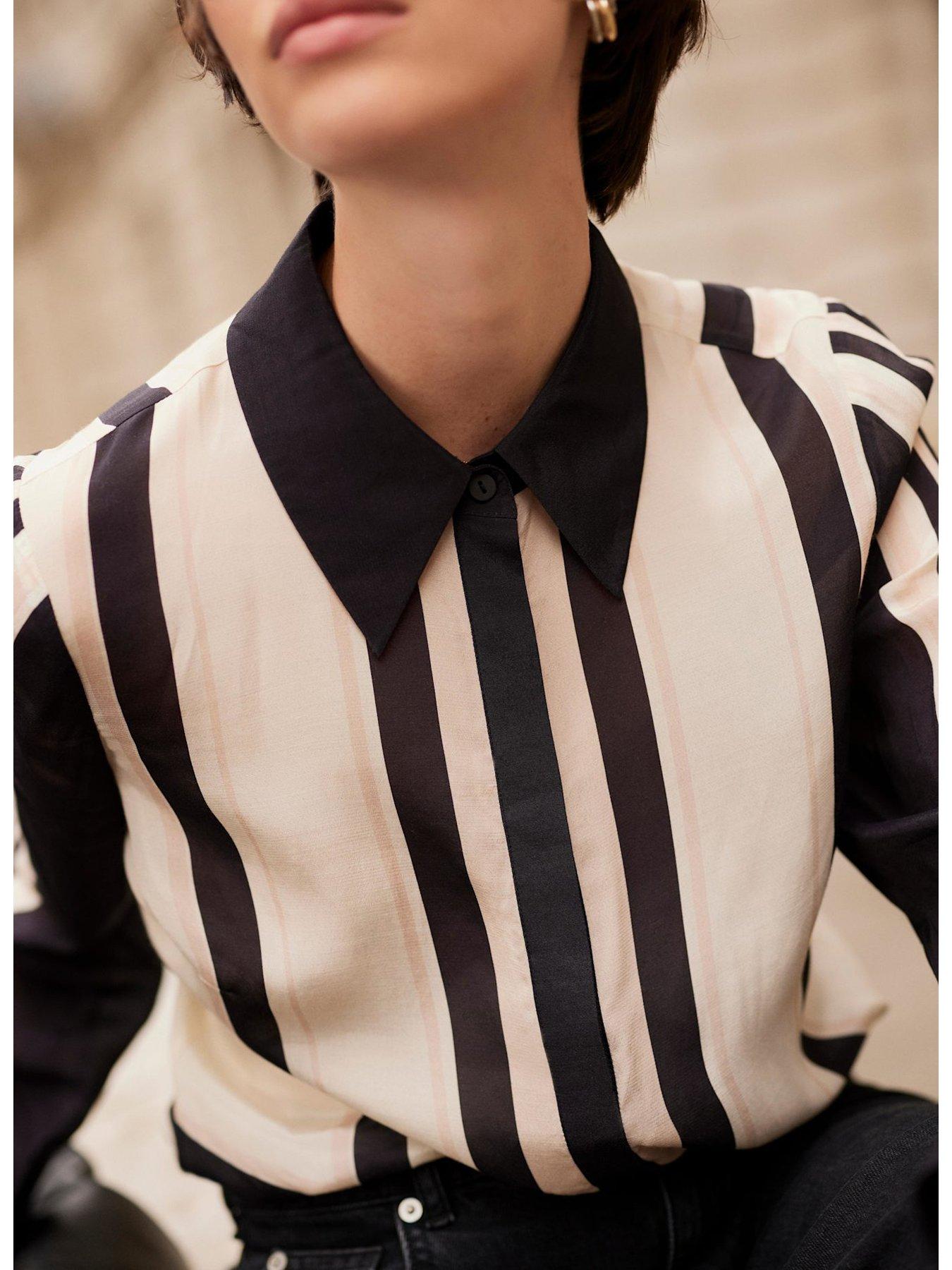 mint-velvet-sacha-placement-printed-shirt-pinkblackoutfit