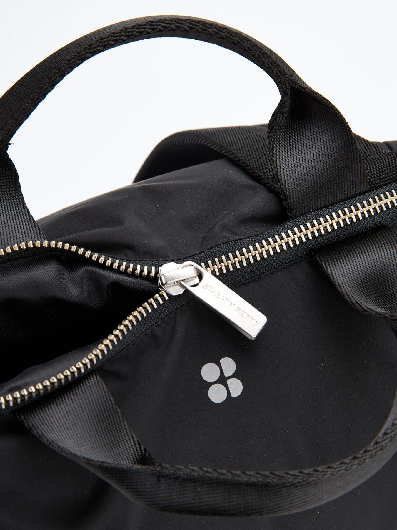 sweaty-betty-womens-training-the-roam-rucksack-blackoutfit