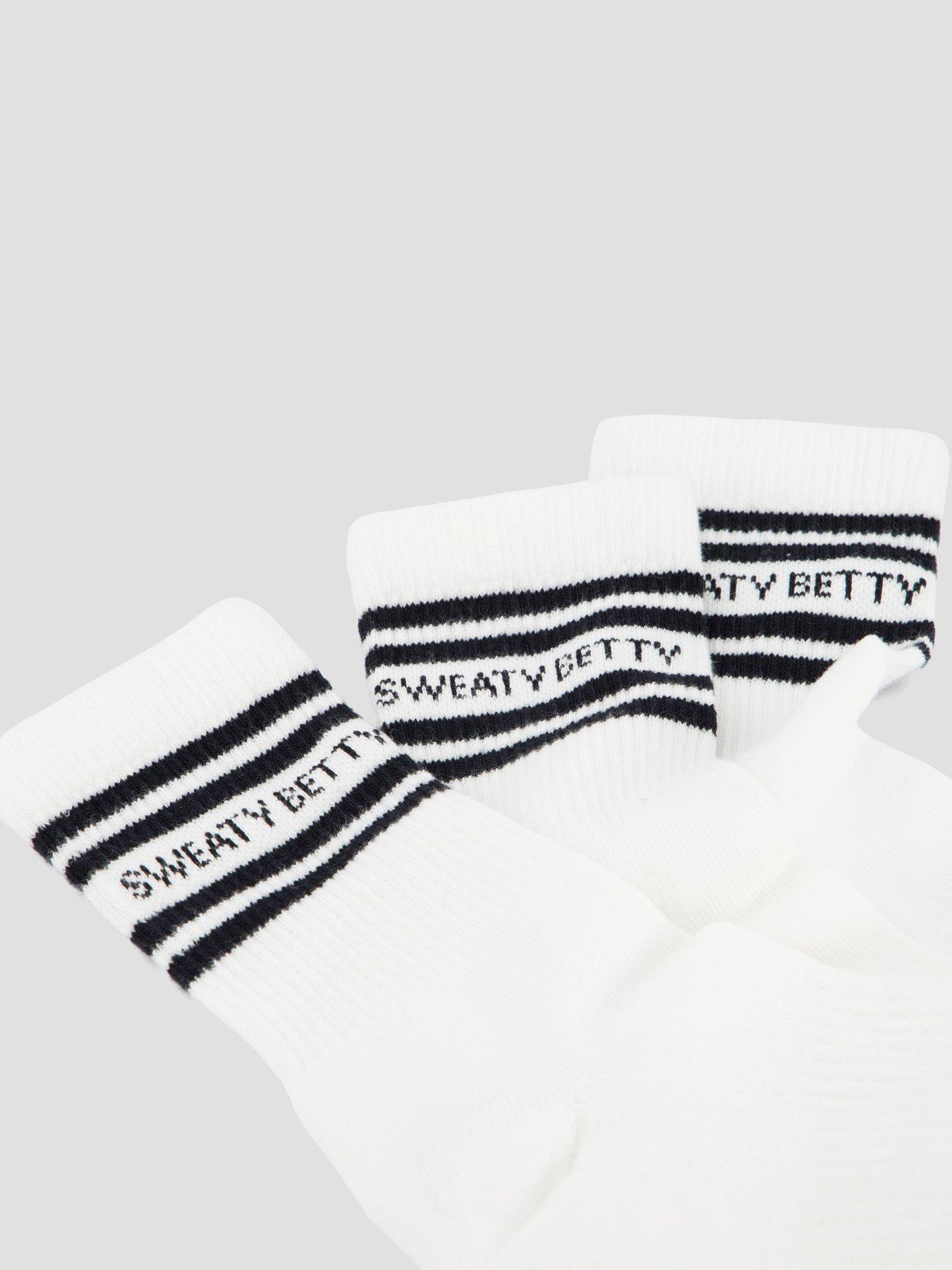 sweaty-betty-womens-training-varsity-slogan-socks-3-pack-whiteoutfit
