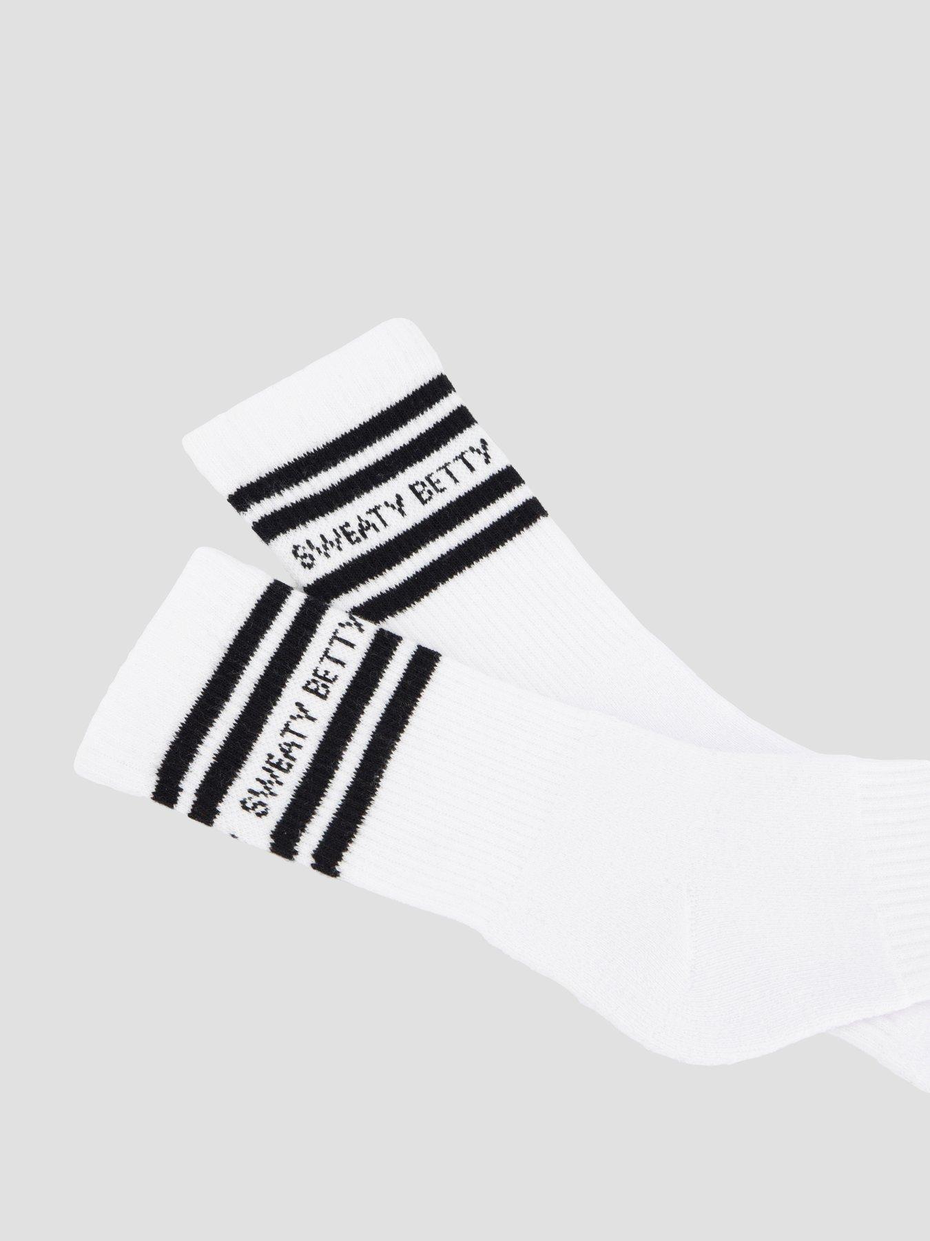 Image 4 of 5 of Sweaty Betty Womens Training Varsity Slogan Socks - White