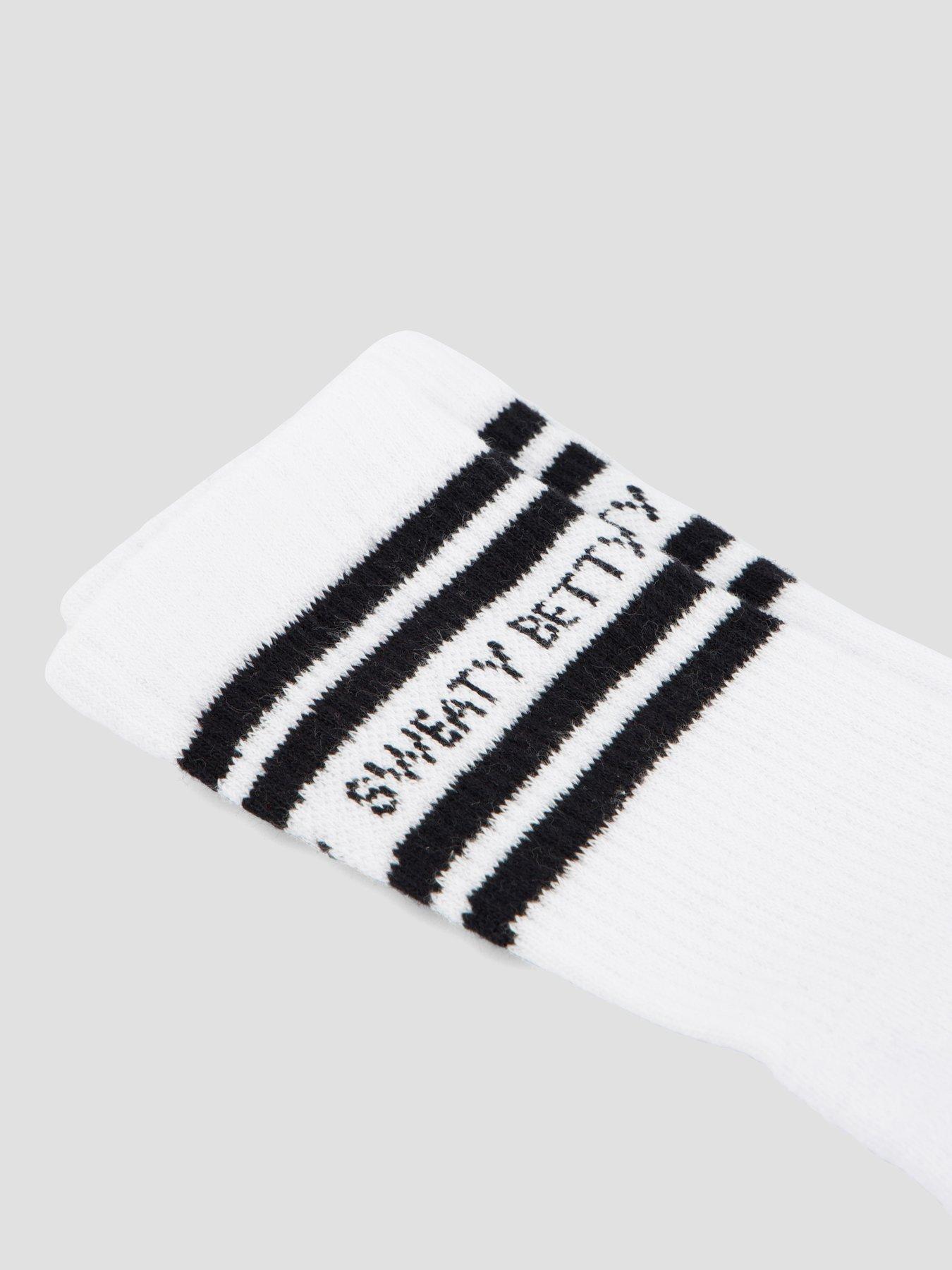 Image 5 of 5 of Sweaty Betty Womens Training Varsity Slogan Socks - White