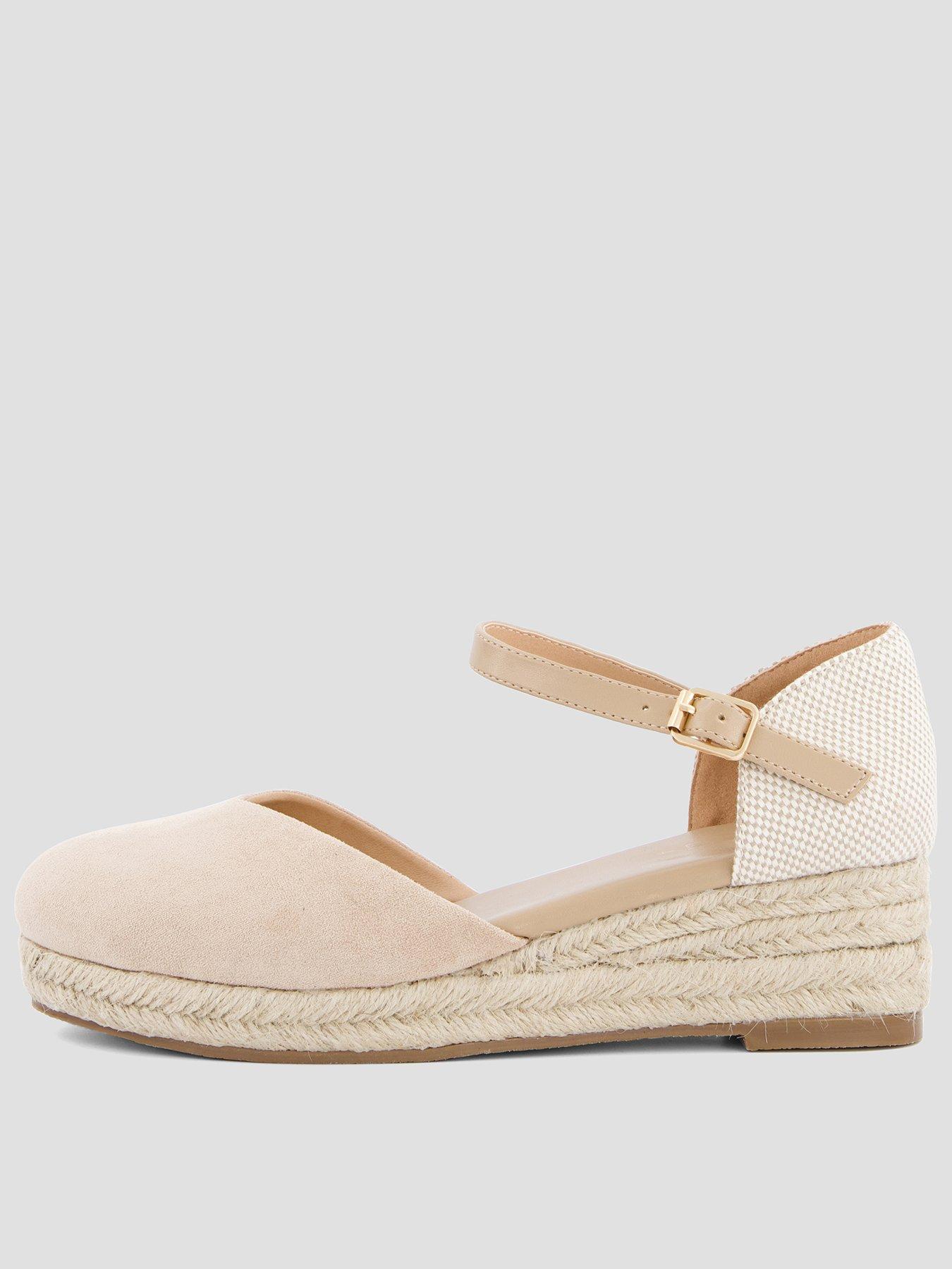 The Very Collection LOW WEDGE CLOSE TOE SHOE