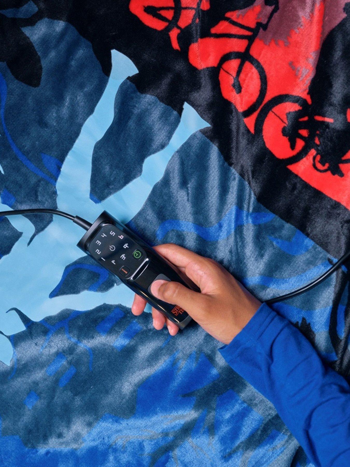 Image 5 of 5 of Dreamland Netflix Stranger Things Colour Changing Heated Throw