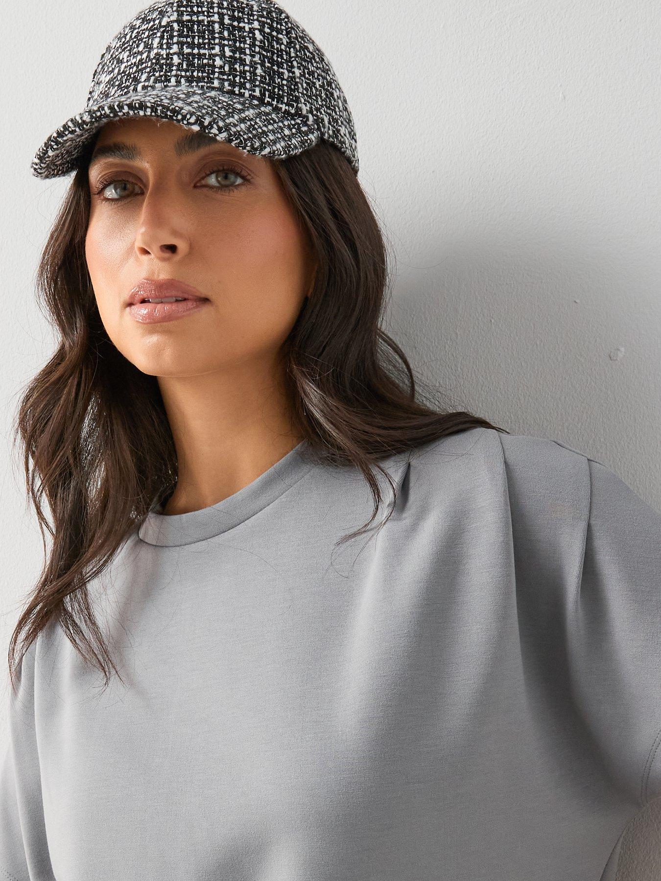 the-very-collection-oversized-t-shirt-co-ord-greyoutfit