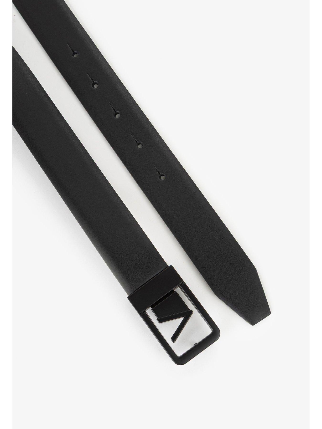 valentino-mast-leather-belt-blackoutfit