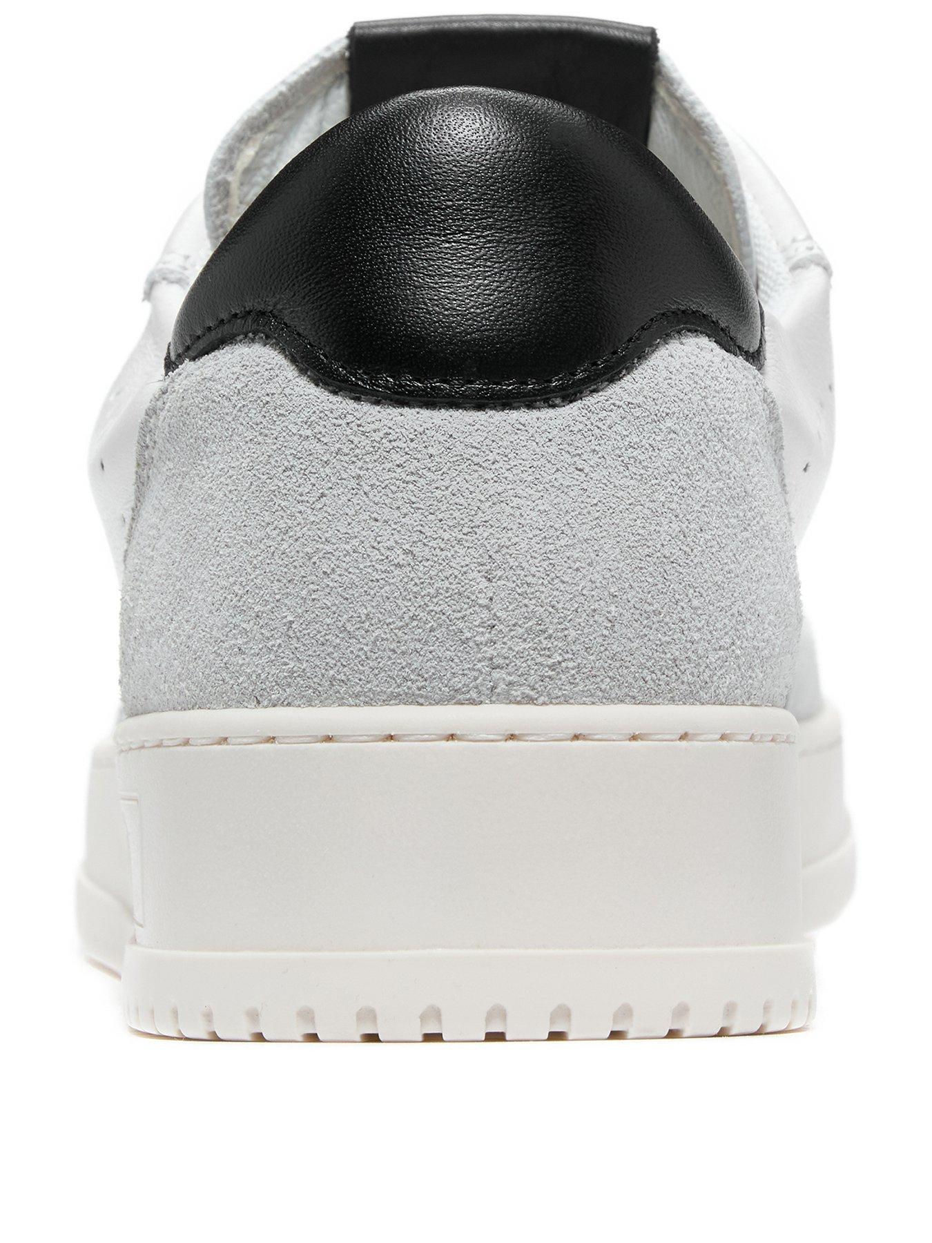 Image 3 of 7 of Valentino Valentino Saturno Sneaker