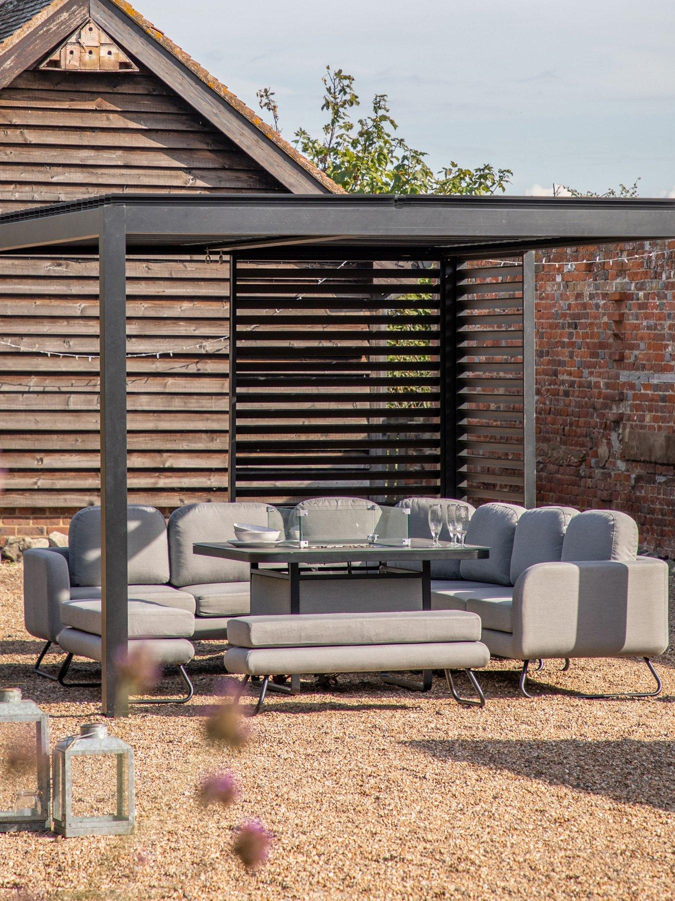 gallery-messina-pergola-swivel-louvre-screen-1230x2180mmfront