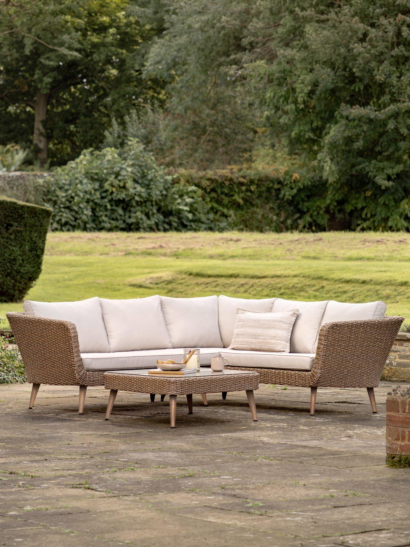 gallery-avena-corner-setfront