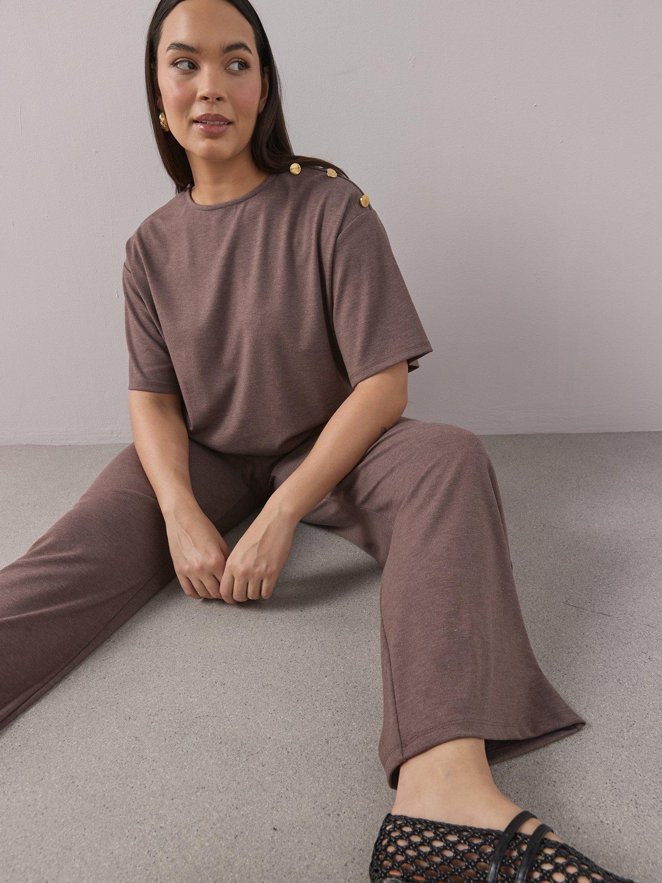 the-very-collection-curve-stretch-pull-on-wide-leg-trouser-co-ord-brownoutfit