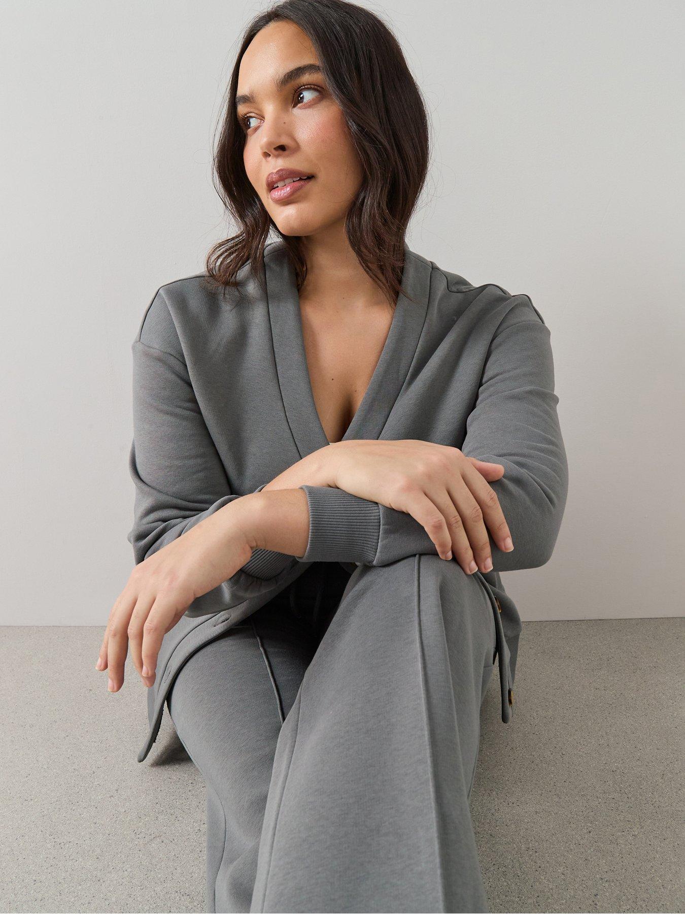 Image 4 of 7 of The Very Collection Curve Curve Button Longline Cardigan