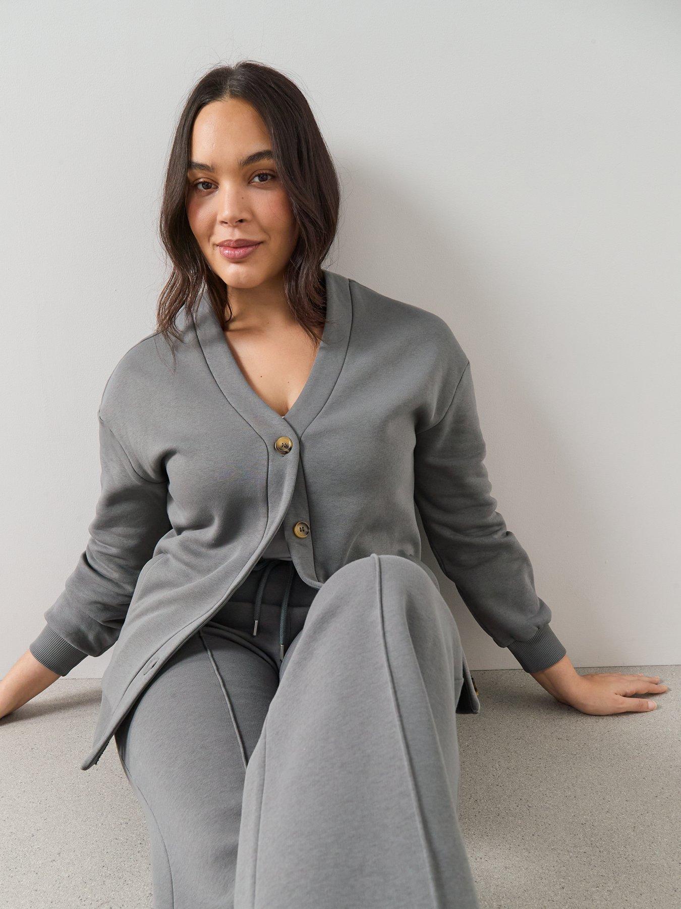 Image 4 of 7 of The Very Collection Curve Wide Leg Jogger
