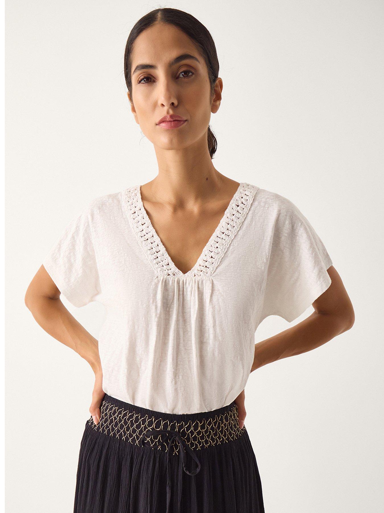 monsoon-amaya-t-shirtfront