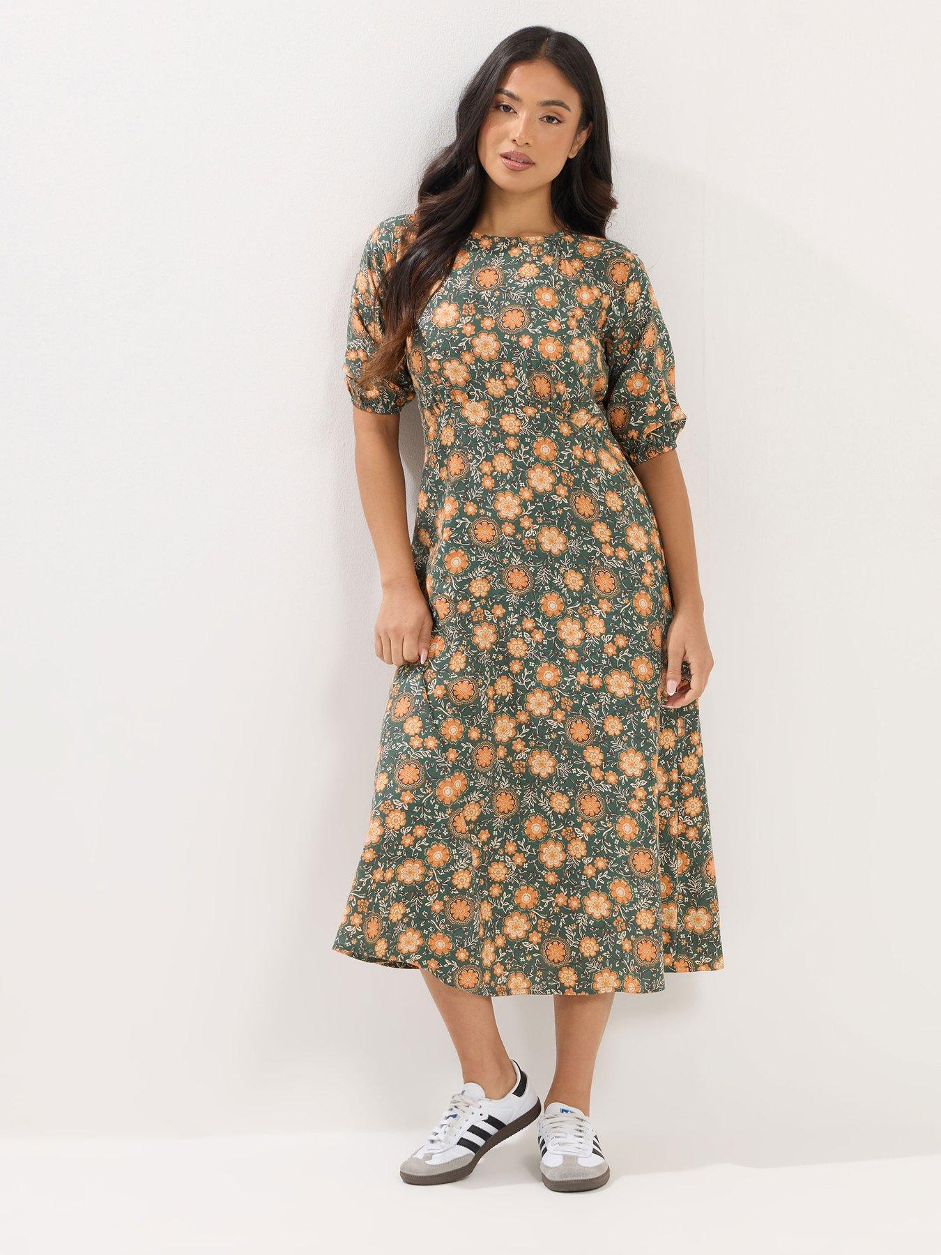 pixiegirl-petite-tapestry-floral-empire-midi-dressfront