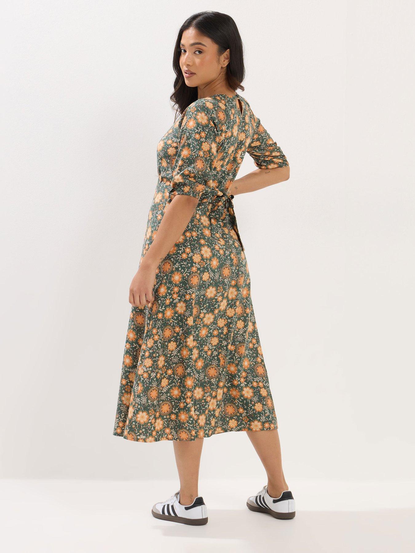 pixiegirl-petite-tapestry-floral-empire-midi-dressstillFront