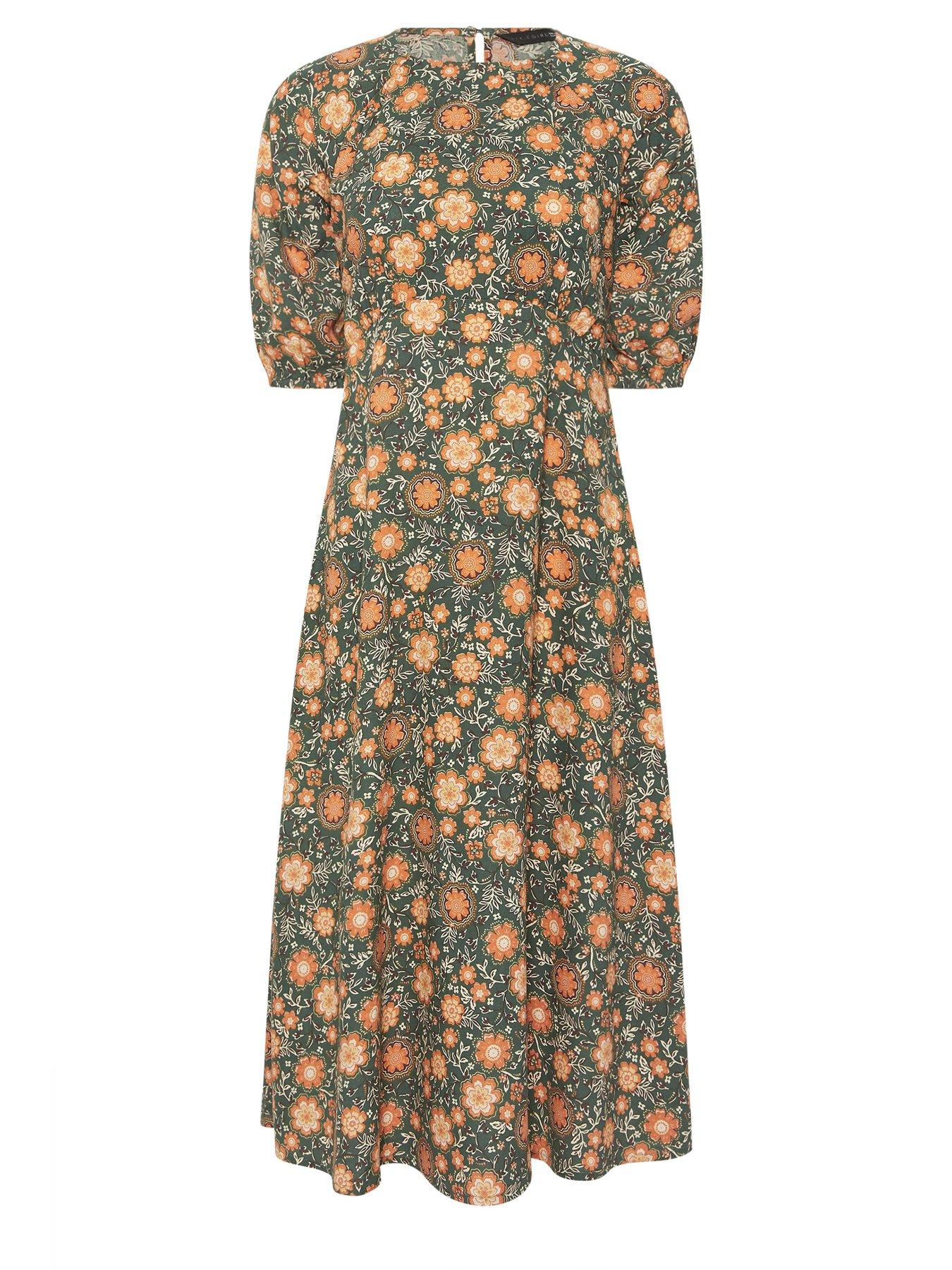 pixiegirl-petite-tapestry-floral-empire-midi-dressdetail