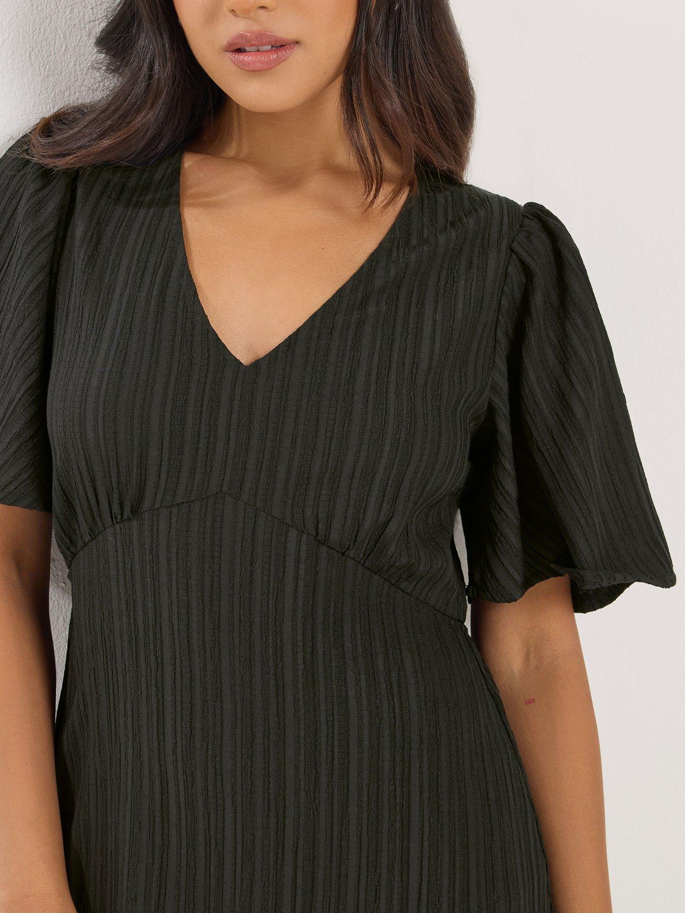 pixiegirl-petite-crinkle-midi-dressoutfit