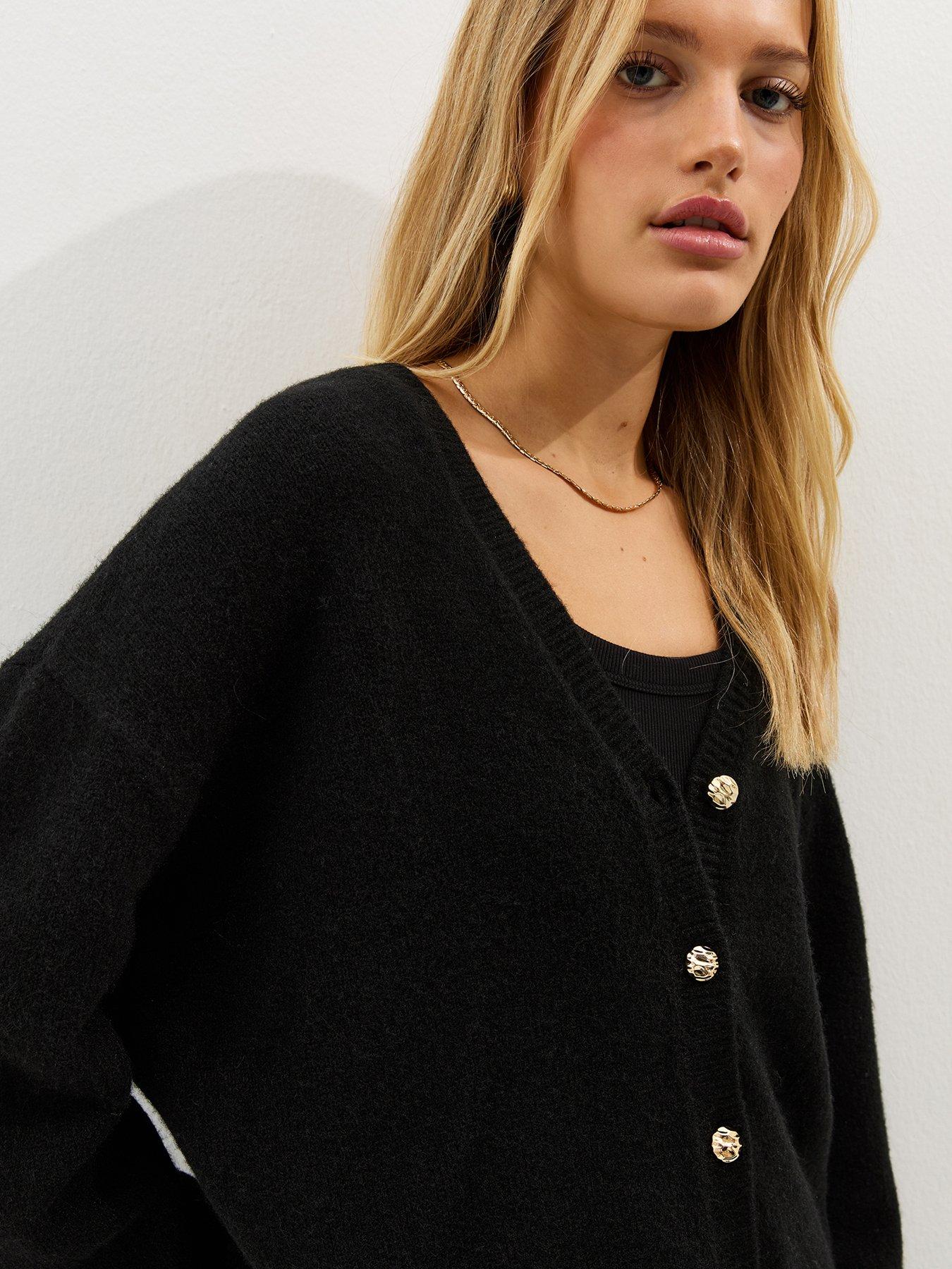 new-look-v-neck-boyfriend-cardigan-blackoutfit