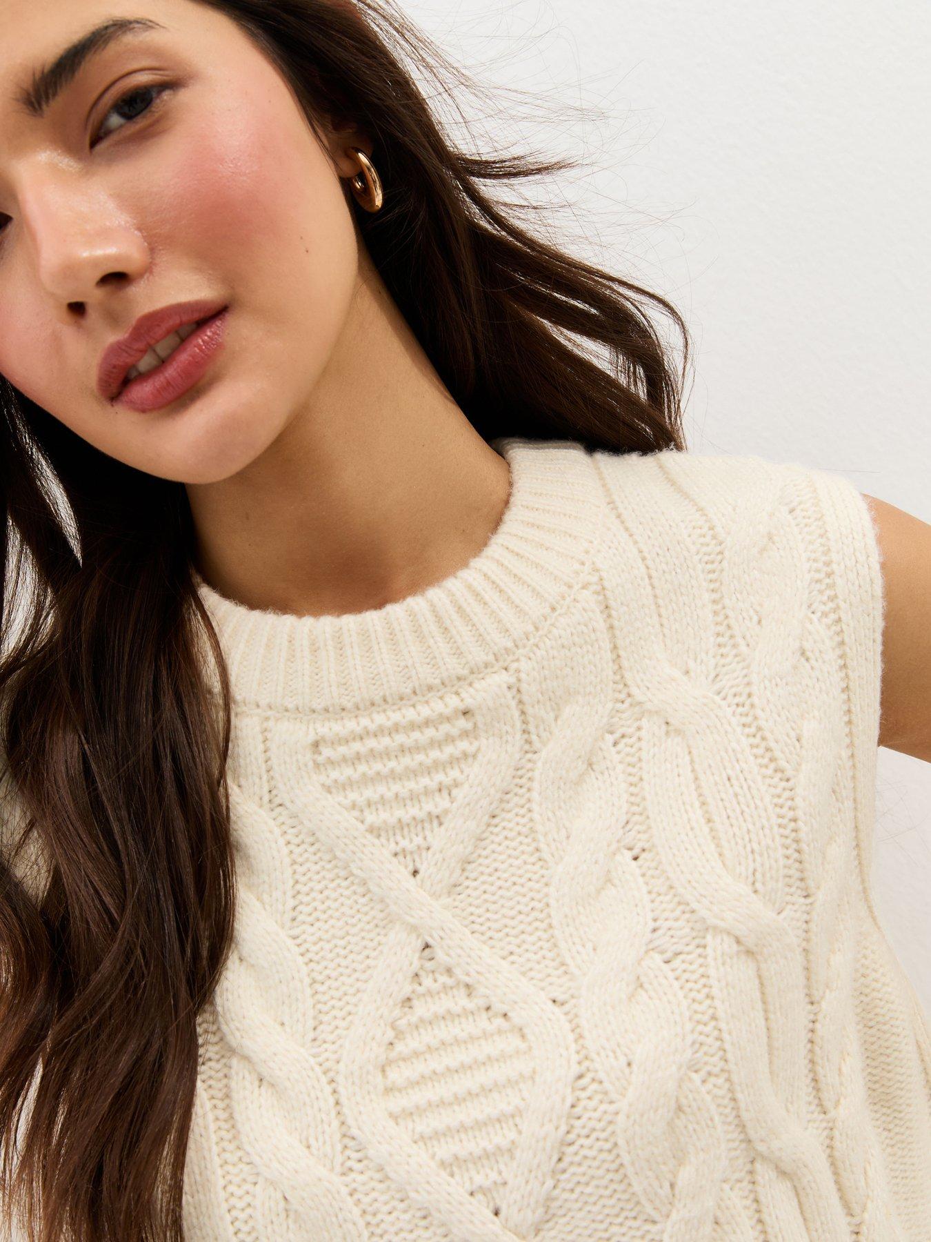 Image 4 of 5 of New Look Cable Knit Longline Tabard - Cream