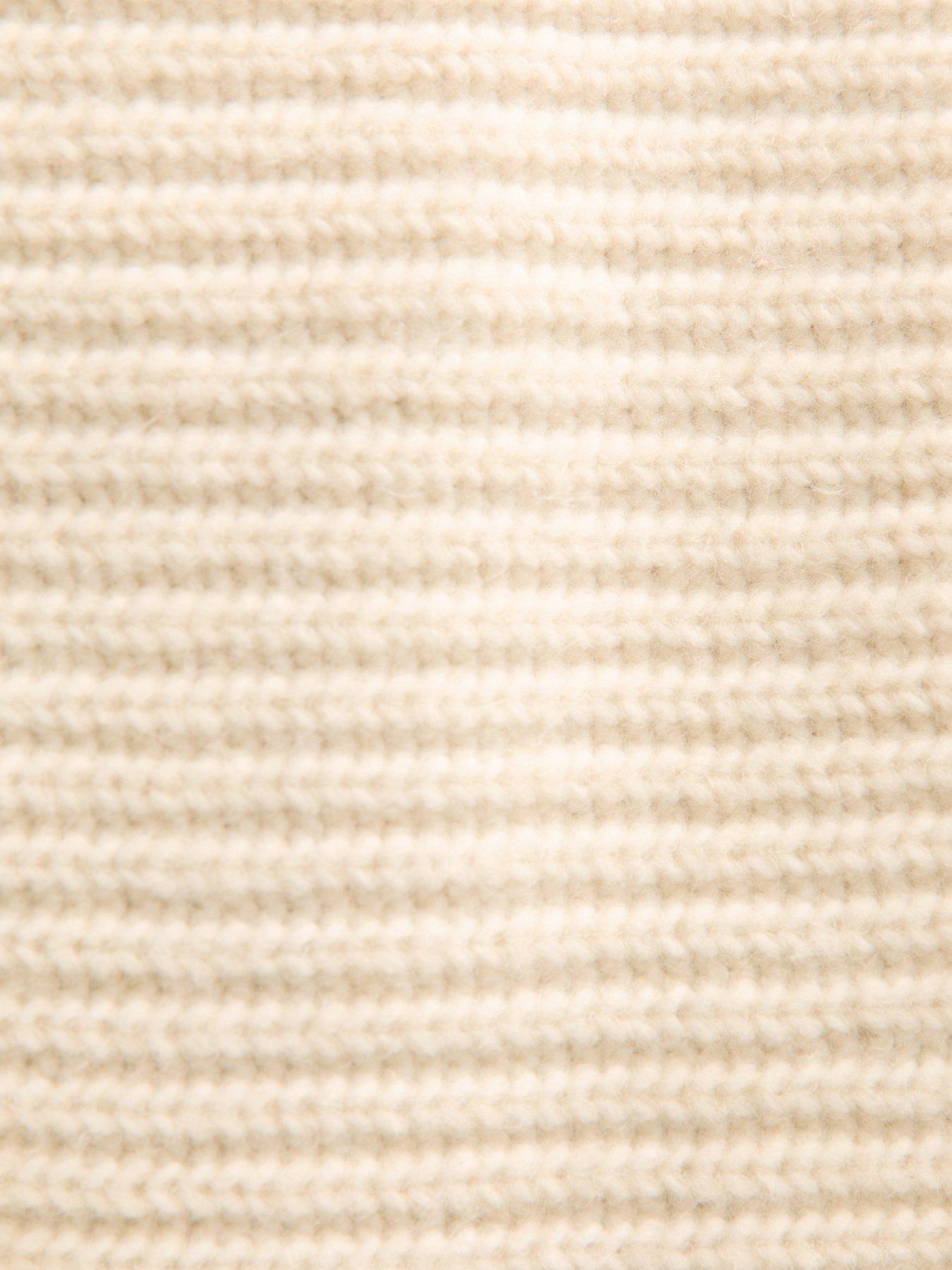 new-look-stitchy-polo-batwing-jumper-creamdetail