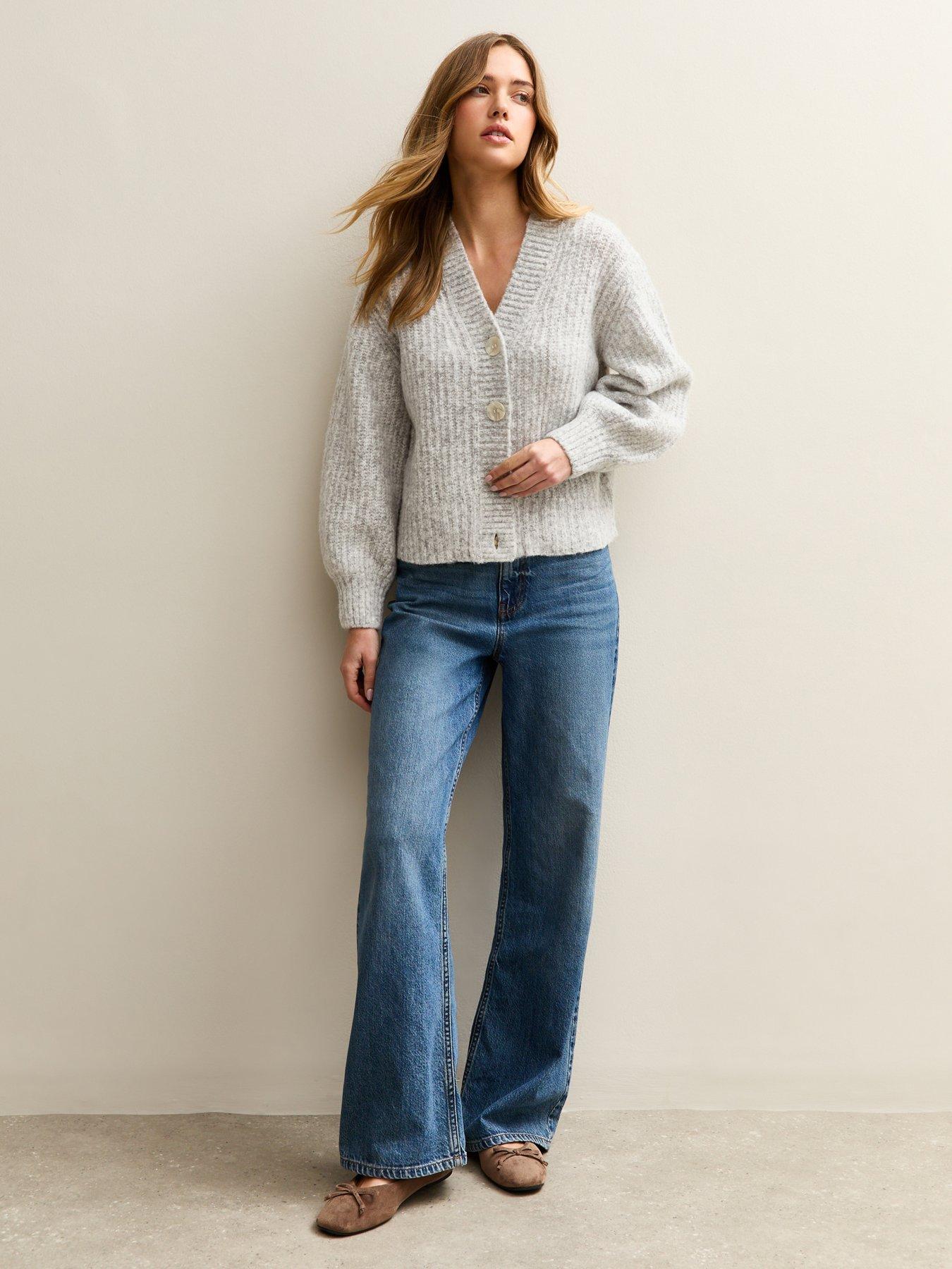 new-look-chunky-knit-v-neck-cardigan-light-greyback