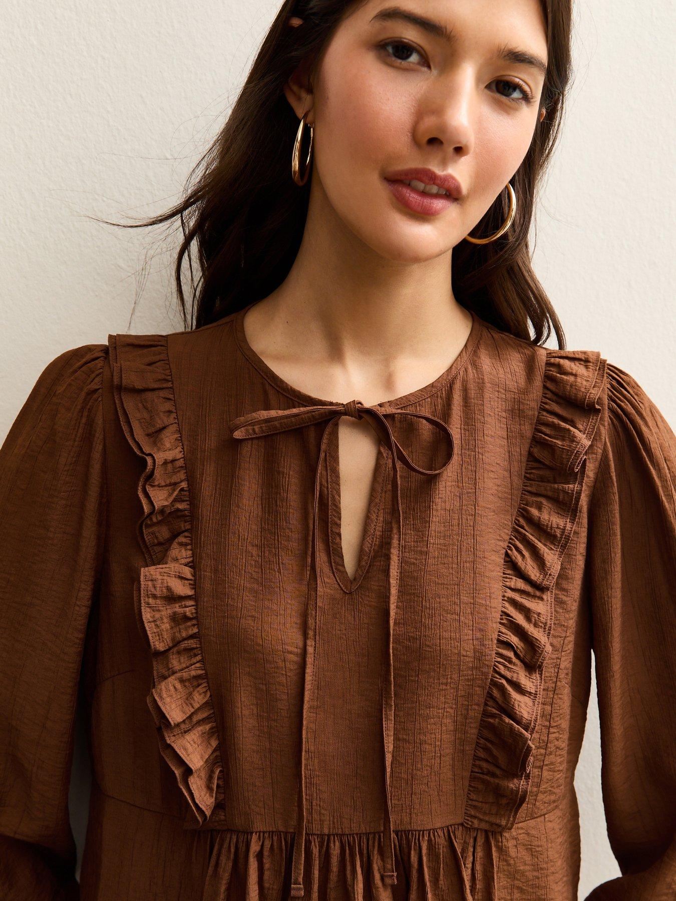 new-look-mid-ruffle-tie-long-sleeve-blouse-brownoutfit