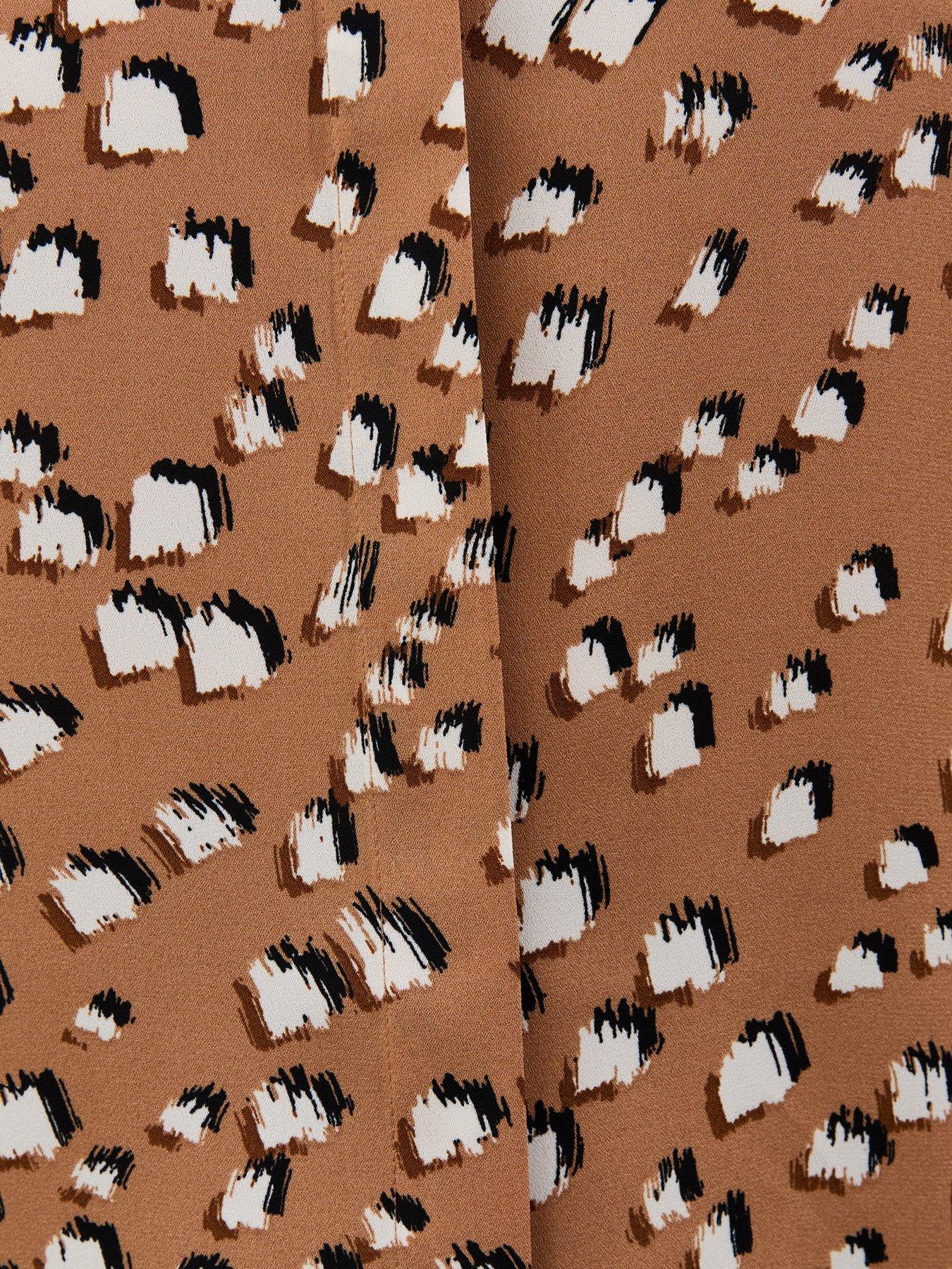 new-look-abstract-pattern-long-sleeve-shirt-browndetail
