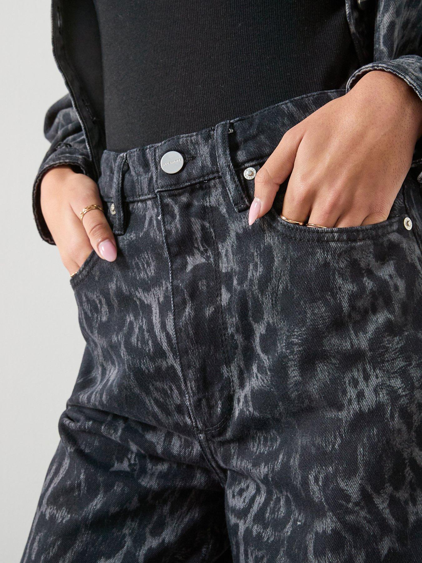 allsaints-blake-wide-leg-leopard-print-jeans-blackoutfit
