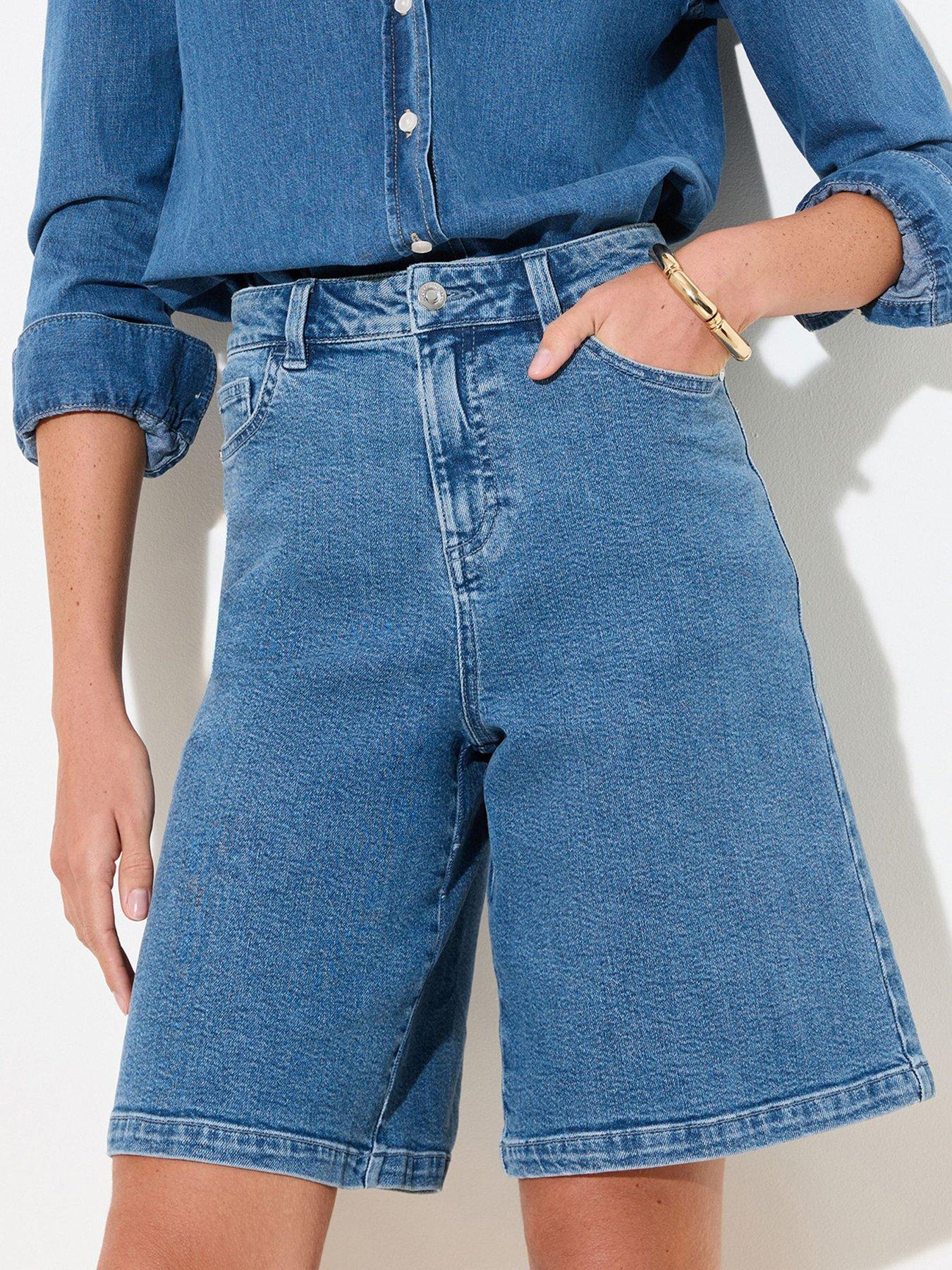 Friends Like These Bermuda Shorts - Blue