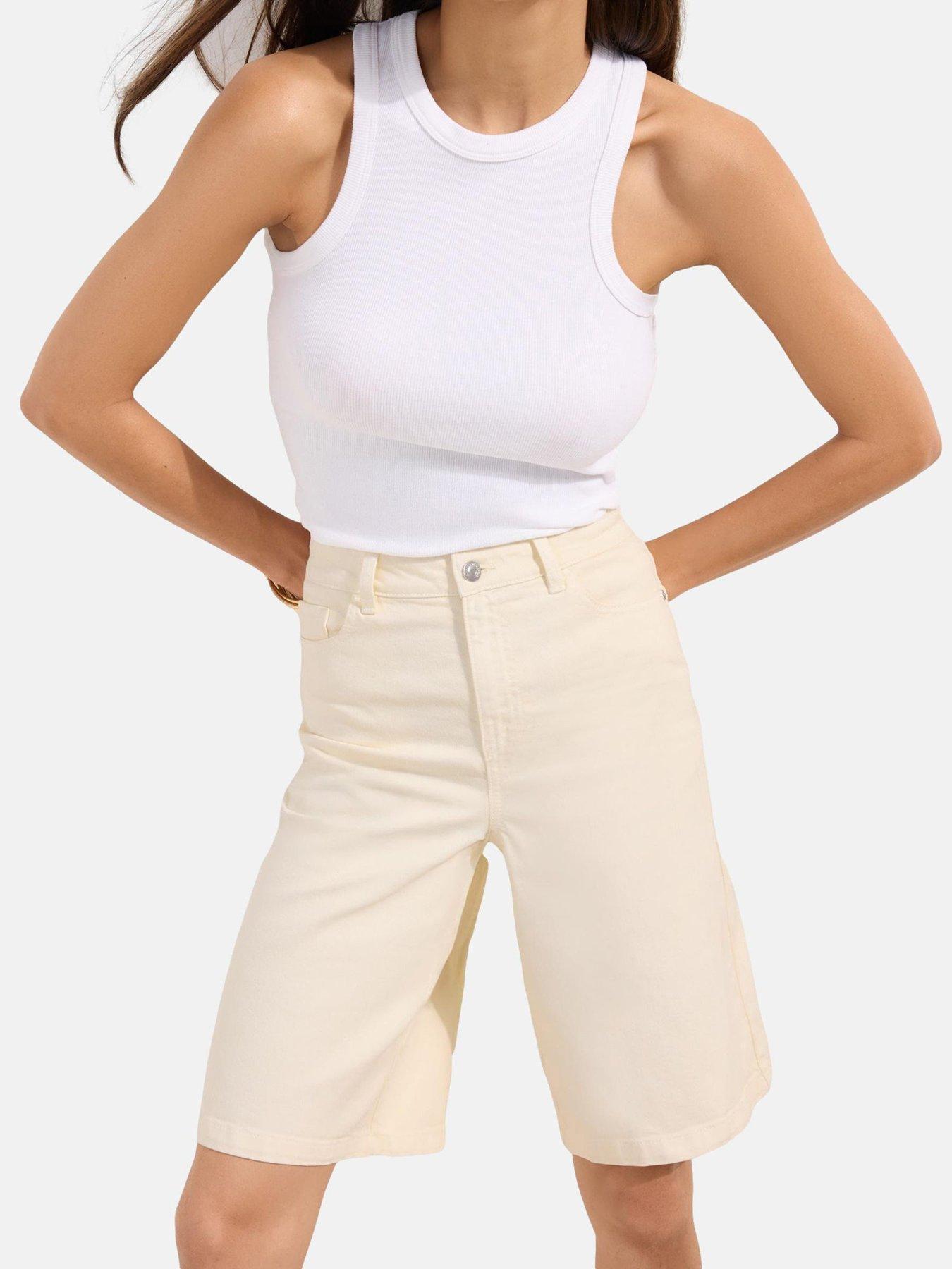 Friends Like These Bermuda Short - Cream