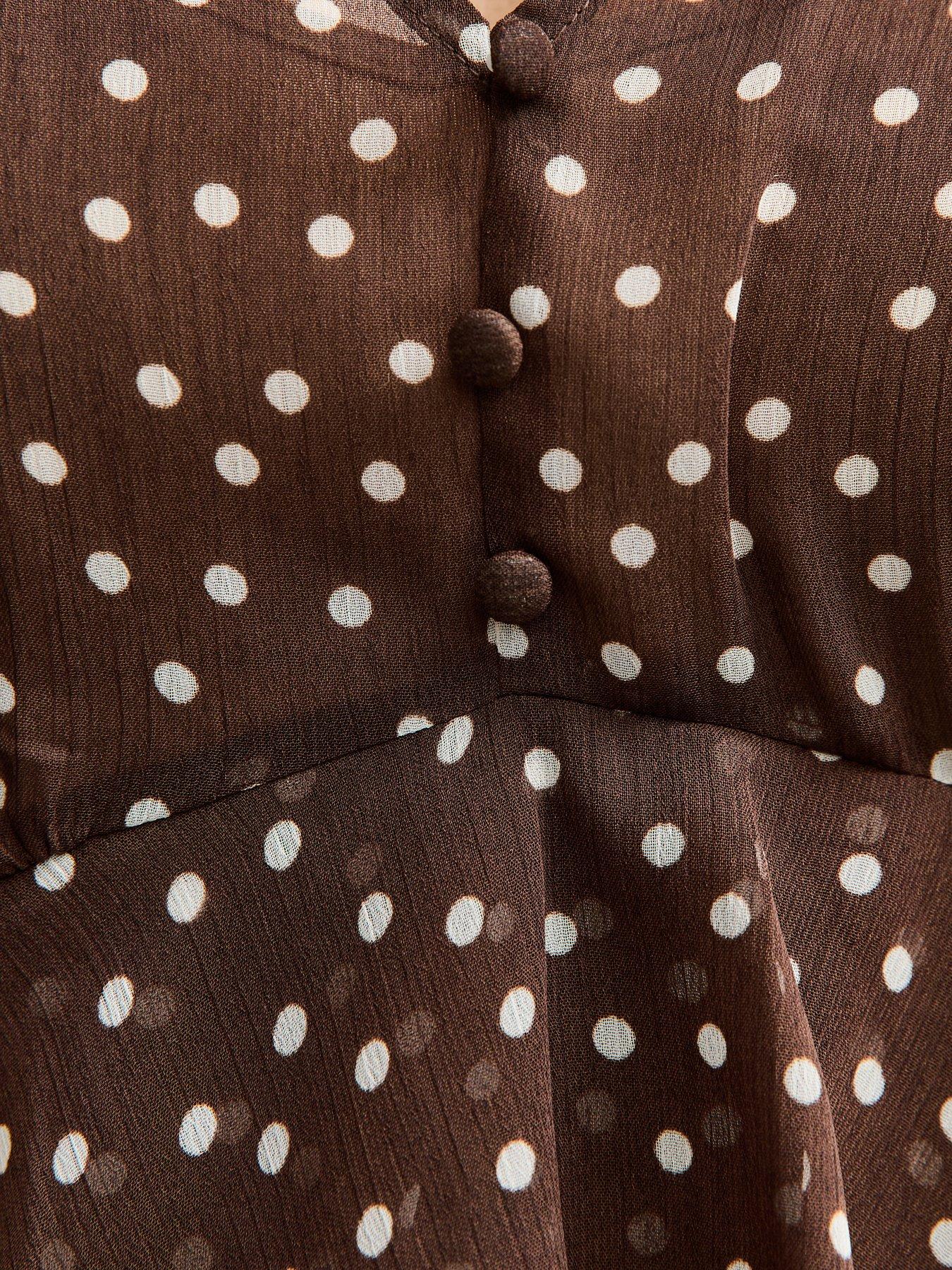 new-look-polka-dot-v--neck-chiffon-tea-blouse-dark-browndetail