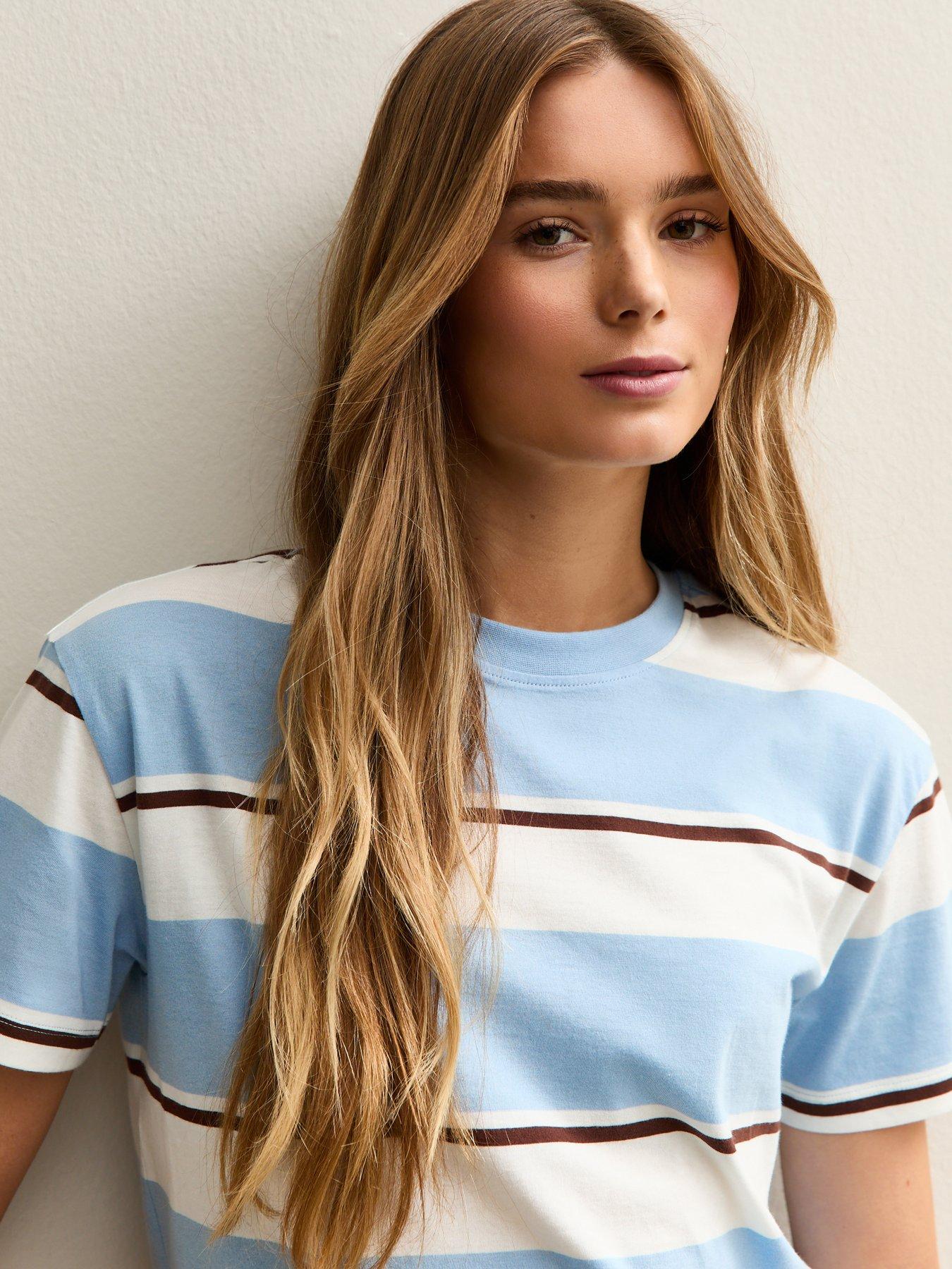new-look-cotton-striped-boxy-t-shirt-light-blueoutfit