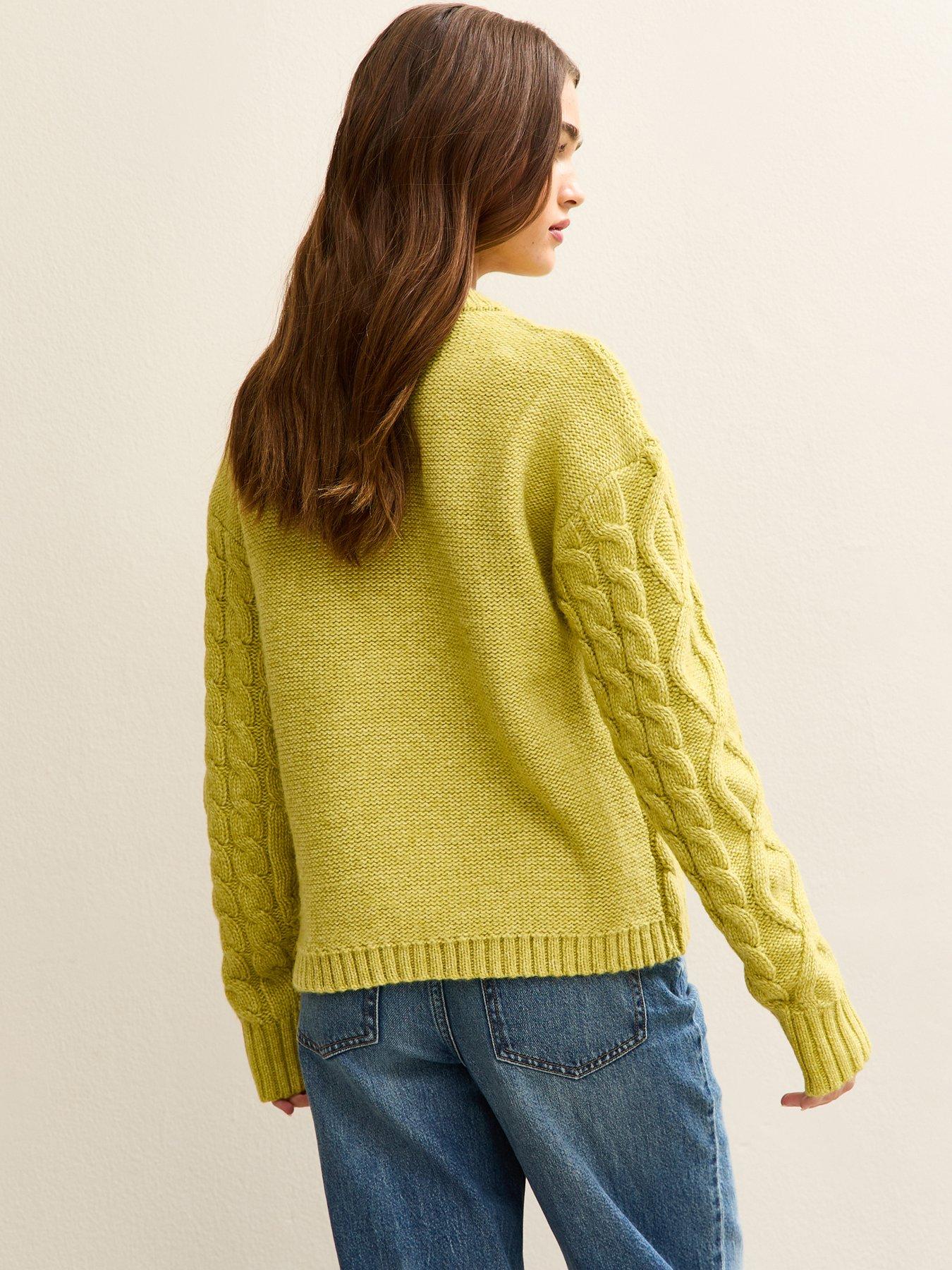 new-look-midweight-cable-knit-jumper-bright-greenstillFront