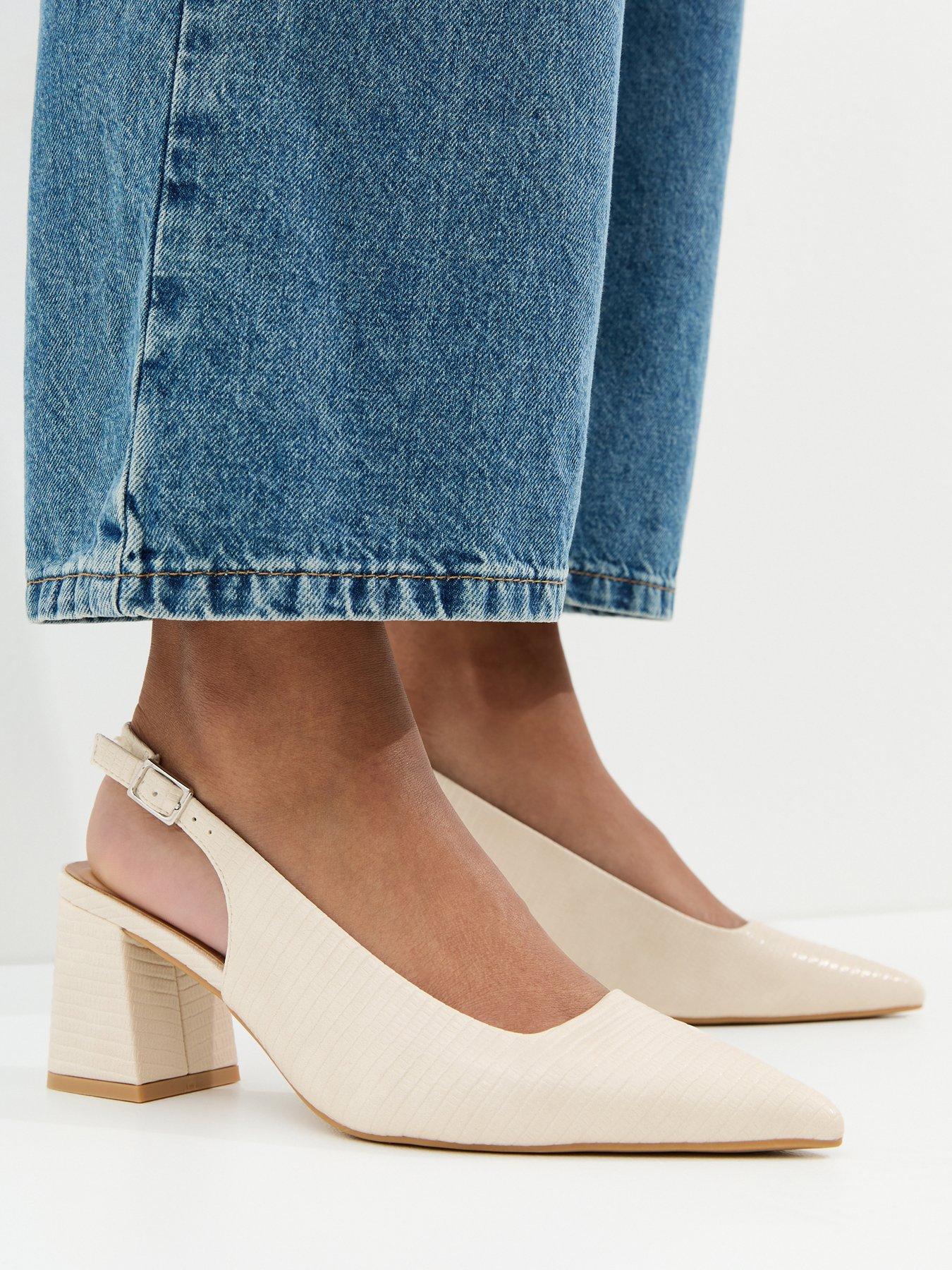 new-look-wide-fit-off-white-block-lizard-effect-slingback-court-shoesfront