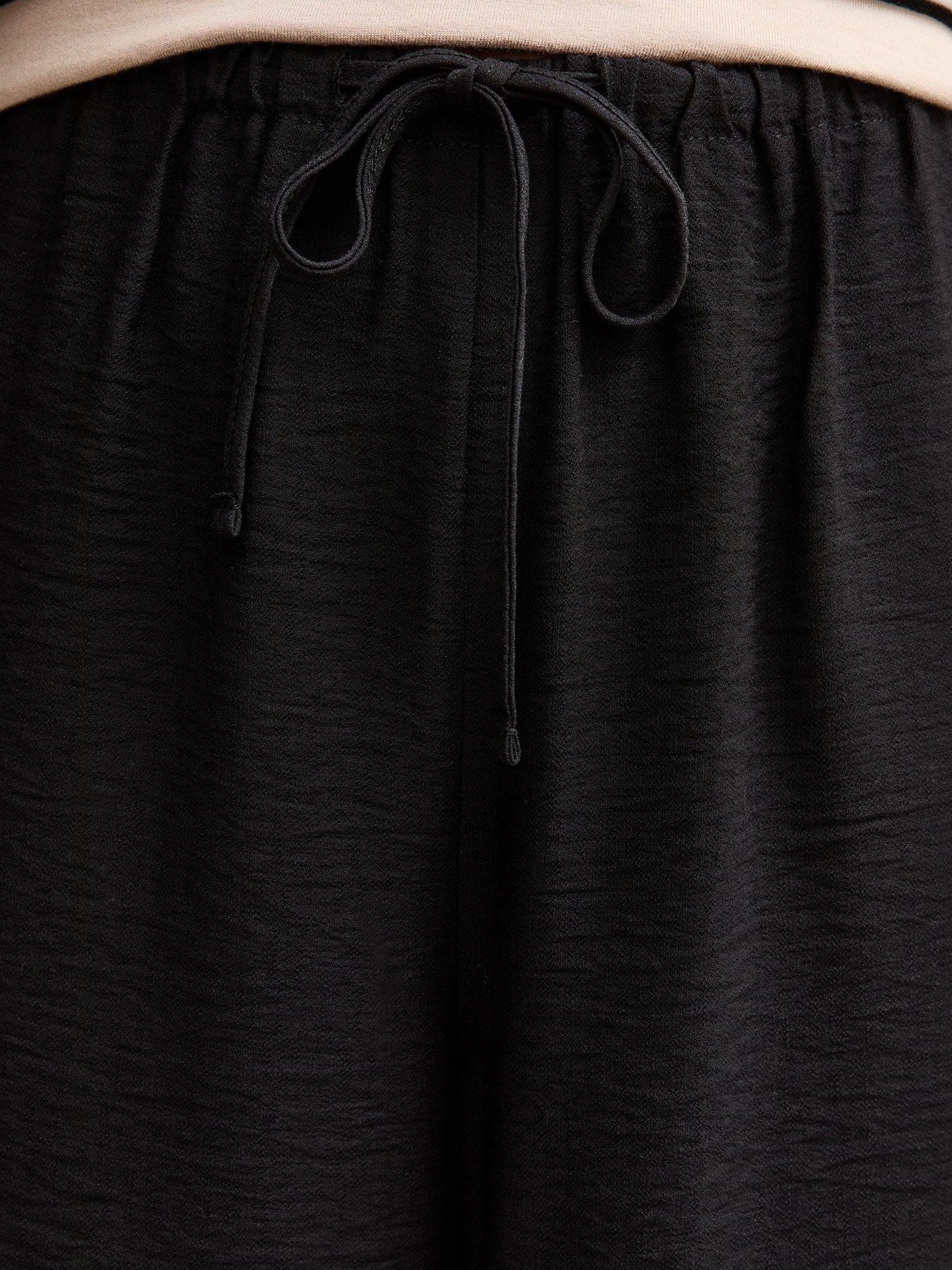 Image 5 of 5 of New Look Drawstring Waist Wide Leg Trousers - Black