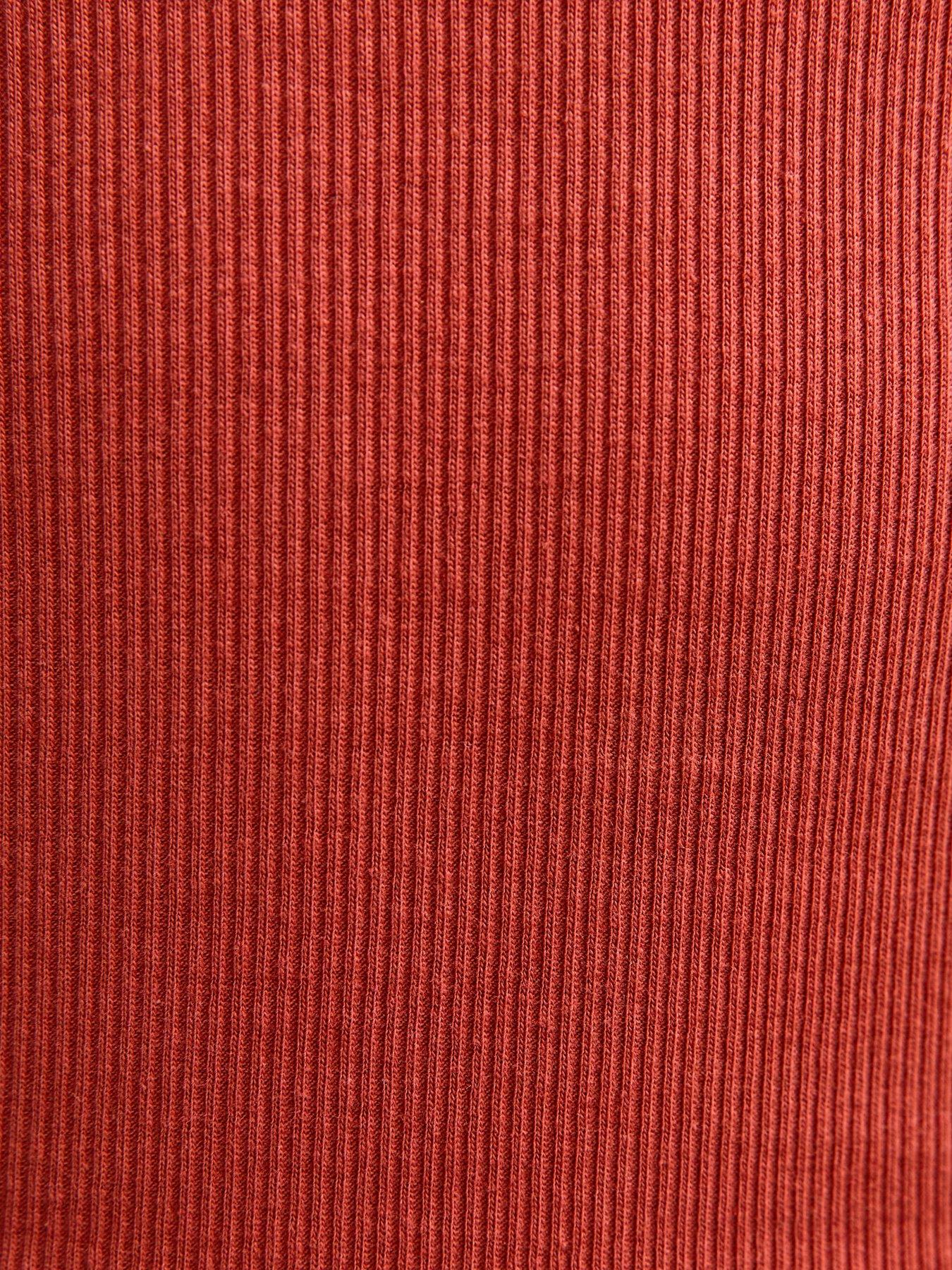 Image 5 of 5 of New Look Racer Back Vest Top - Dark Red