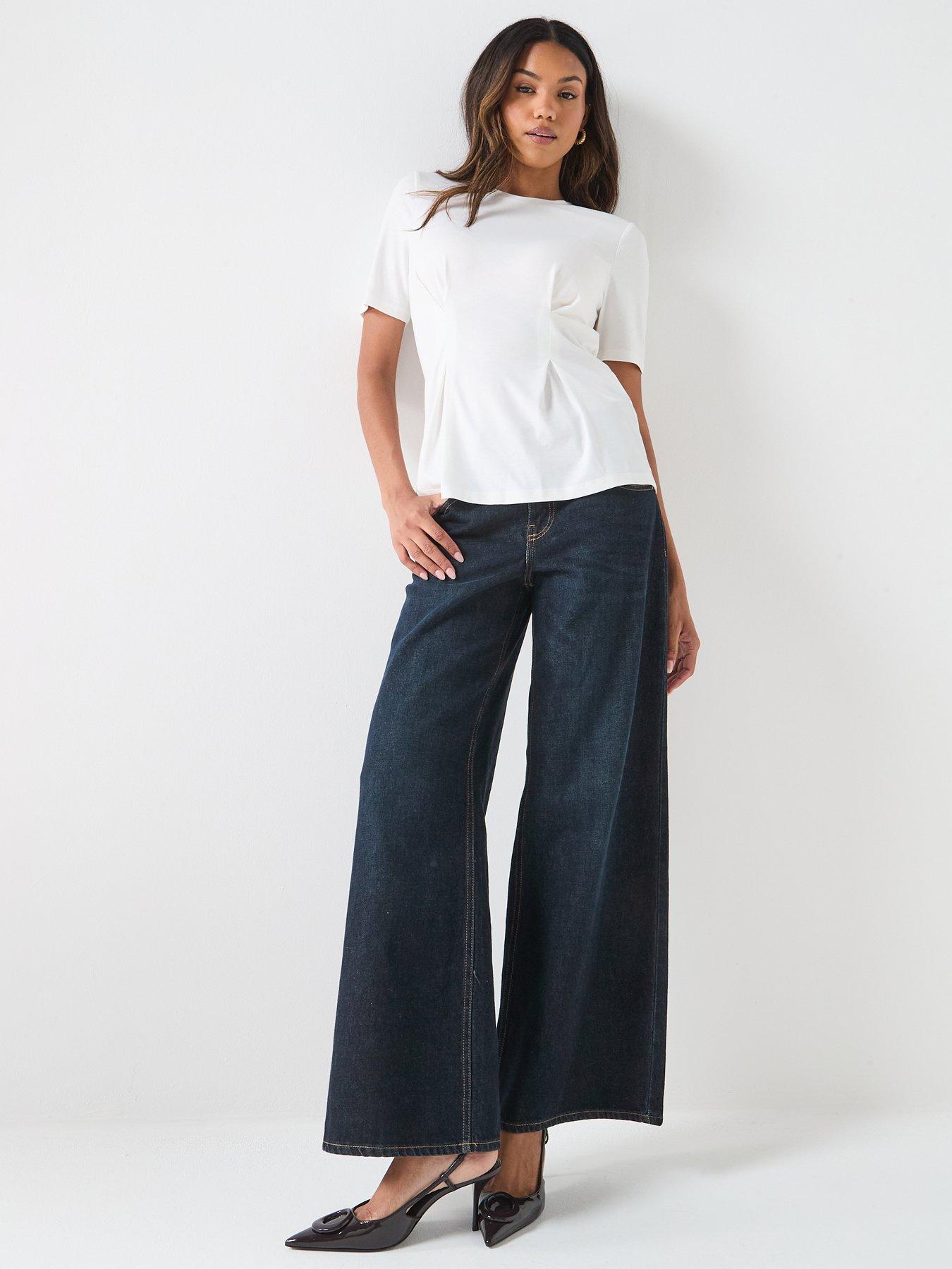 only-elena-pleated-top-whiteback
