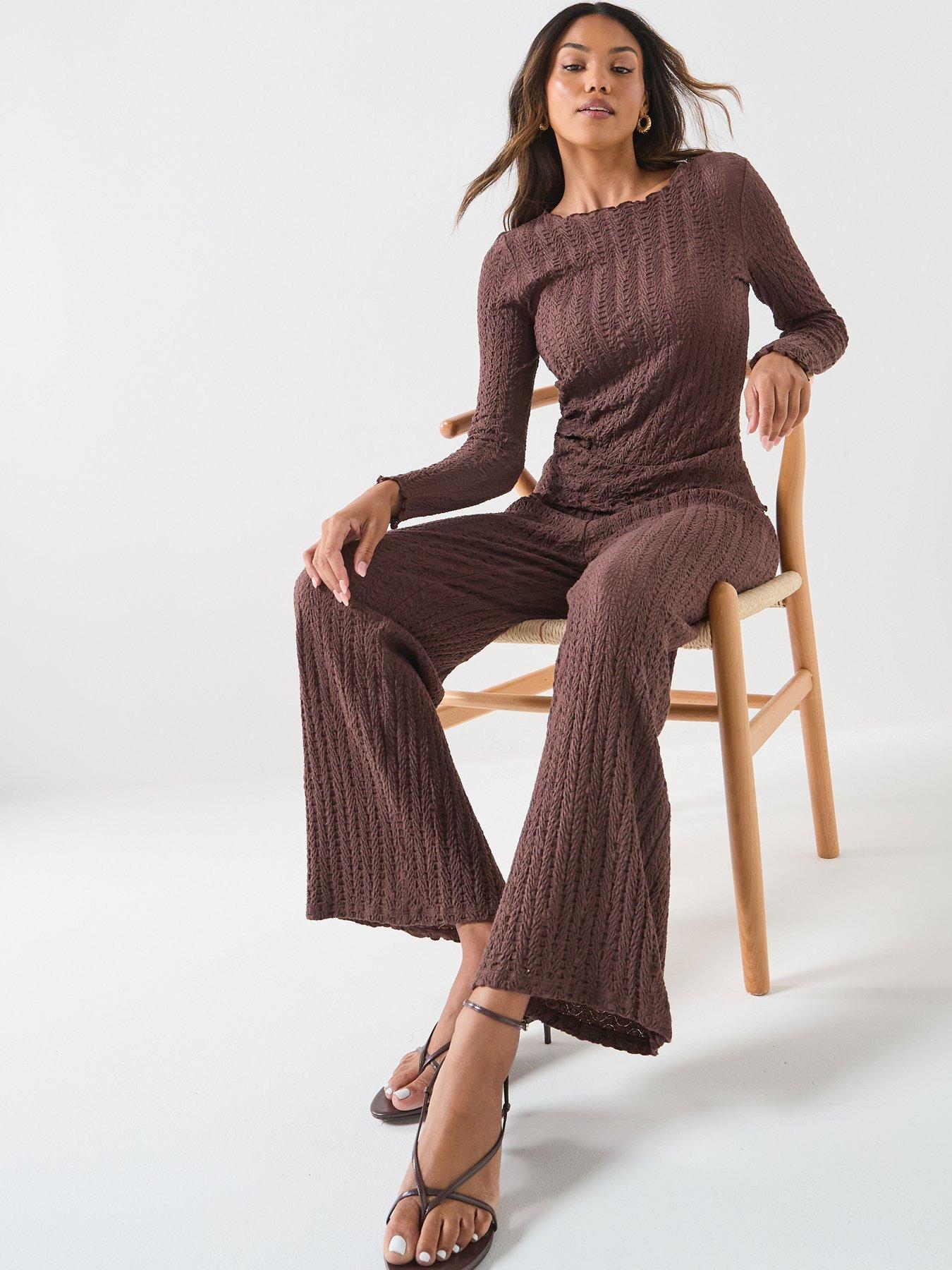only-ella-long-sleeve-ruched-detail-top-browndetail