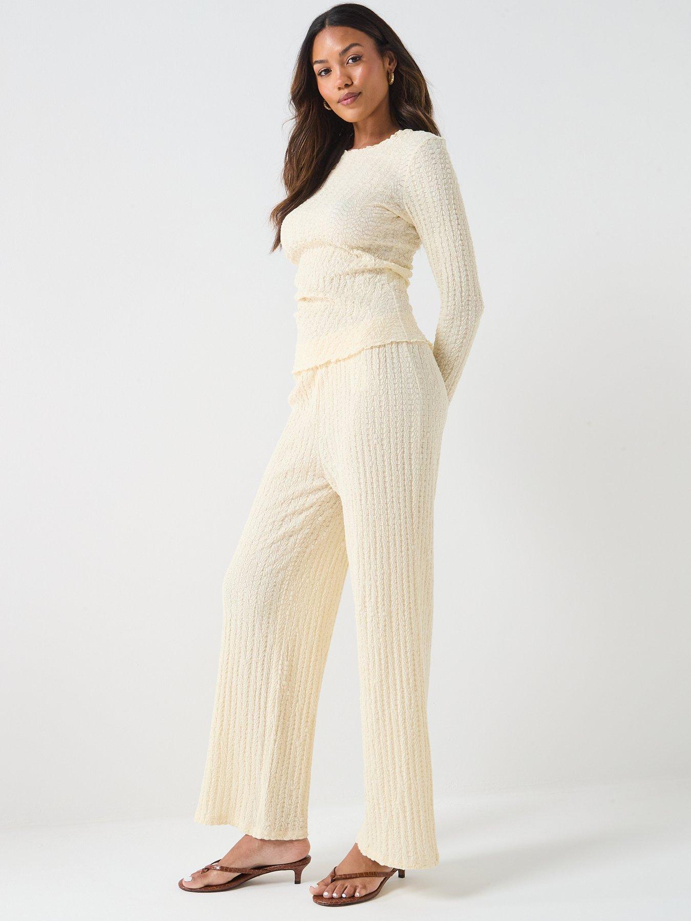 only-ella-wide-leg-textured-trousers-beigeback
