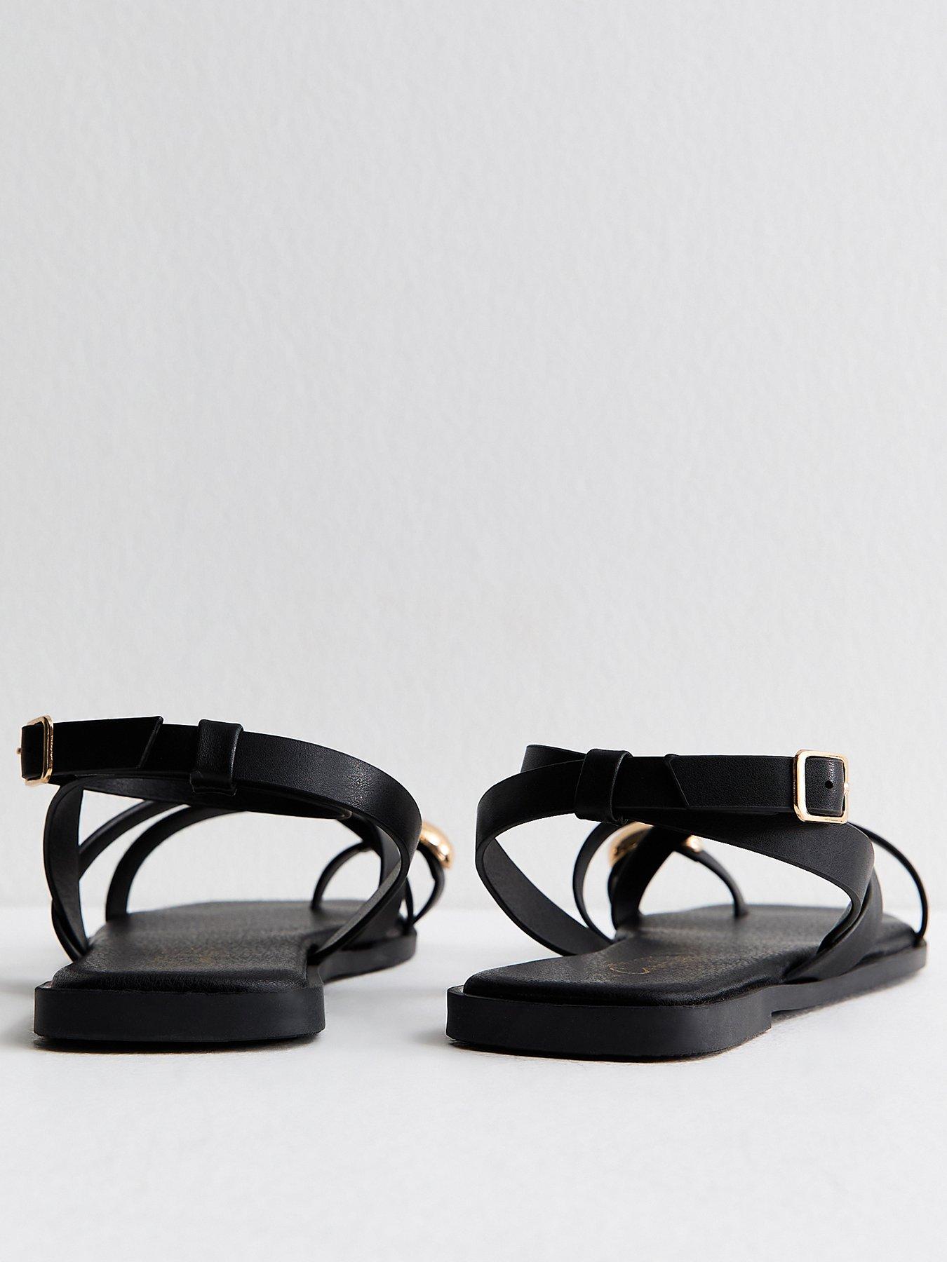 new-look-faux-leather-multi-strap-toe-ring-flat-sandals-blackoutfit