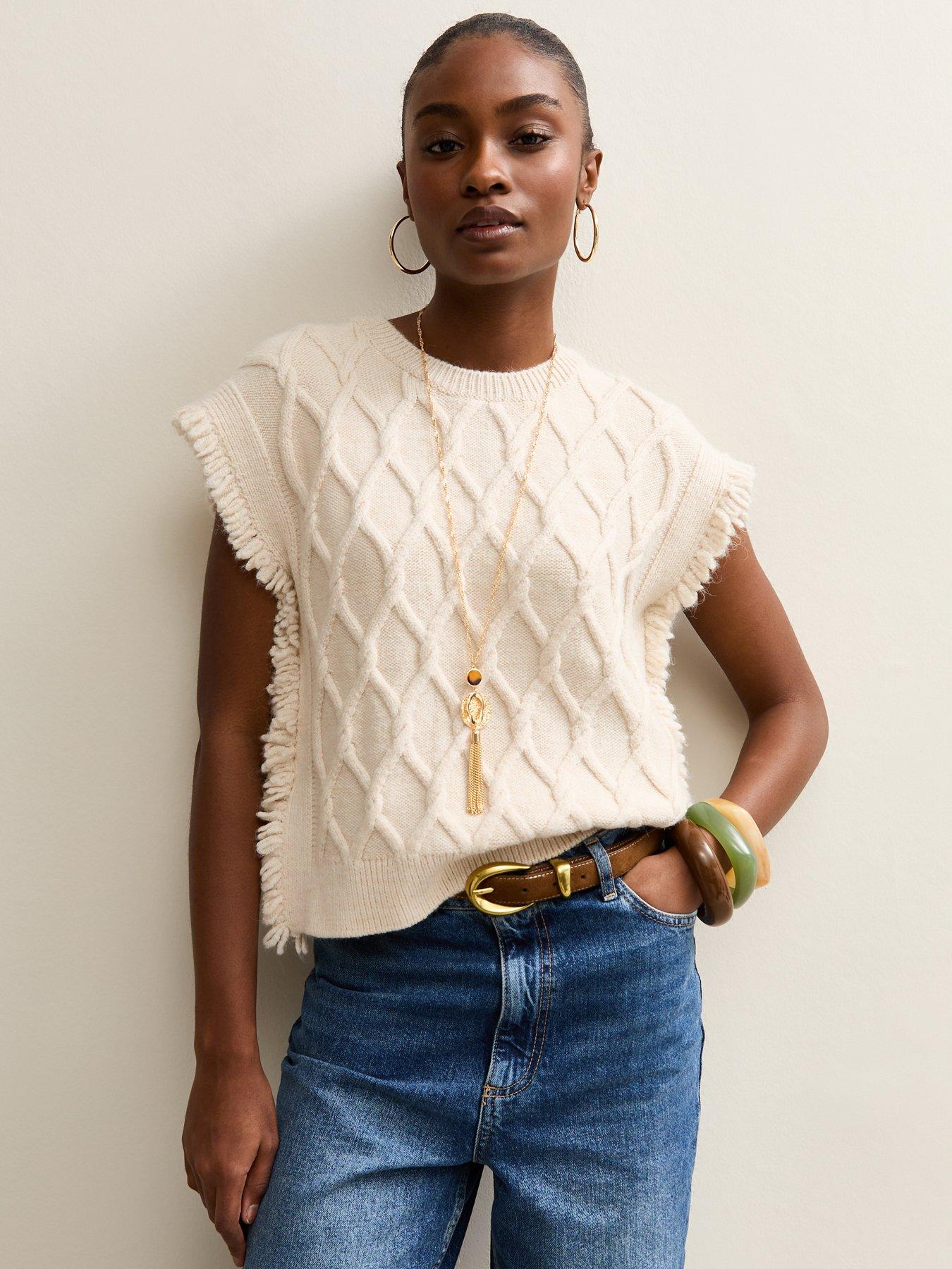 new-look-cable-knit-sleeveless-jumper-cream