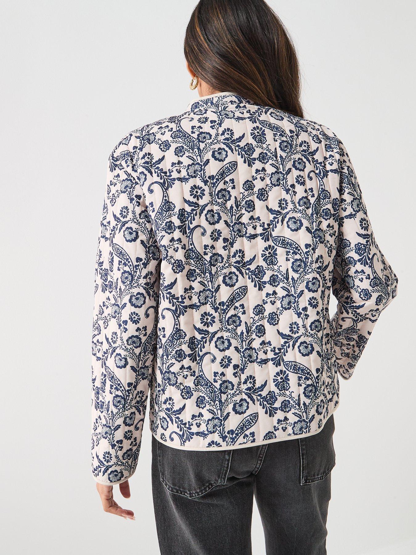 vero-moda-clara-quilted-paisley-print-jacket-multistillFront
