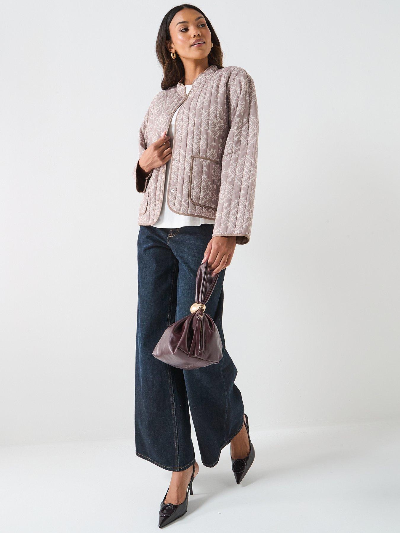 vero-moda-clara-quilted-jacket-beigeback