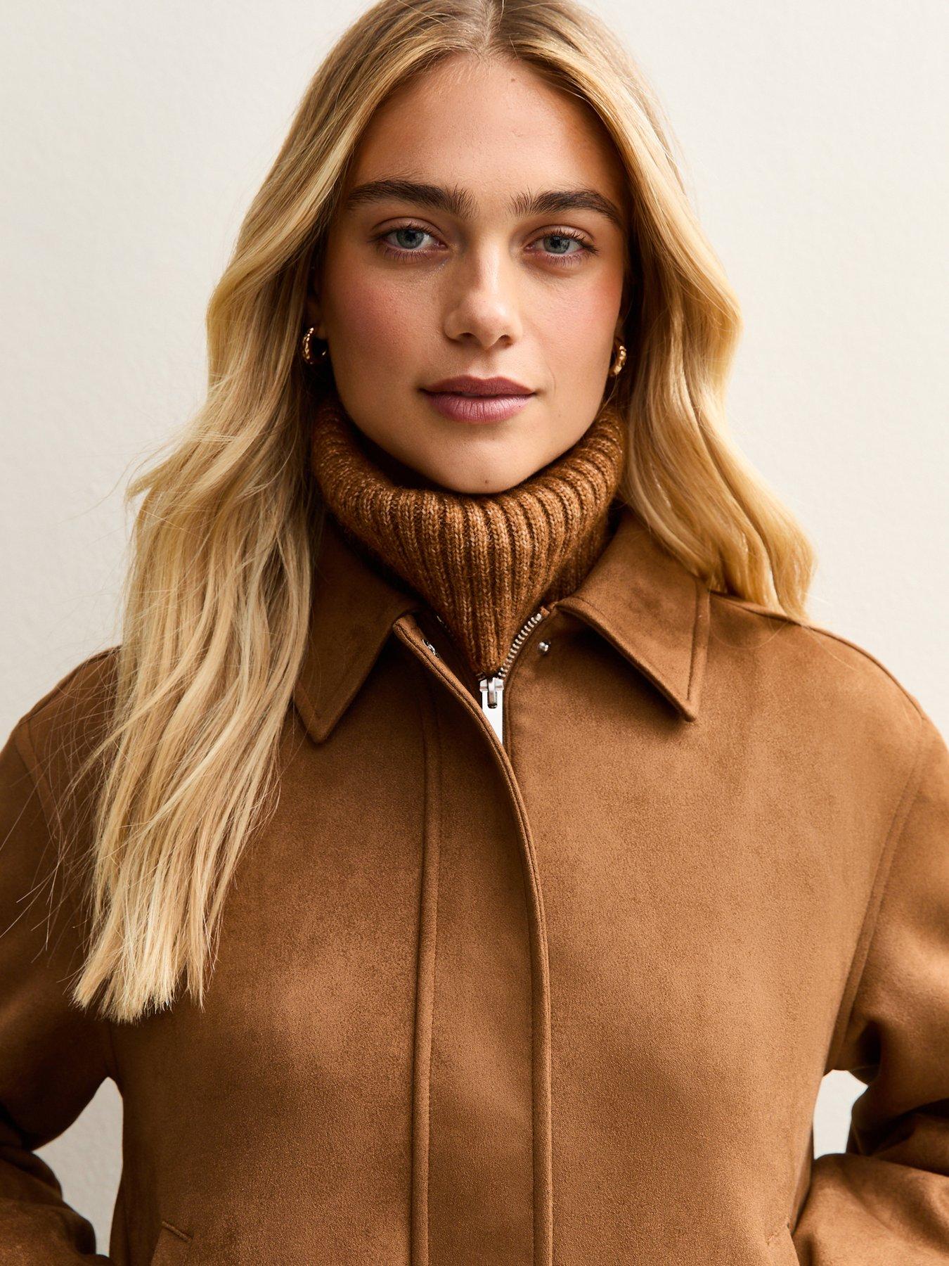 Image 5 of 6 of New Look Faux Suede Bubble Hem Jacket - Light Brown