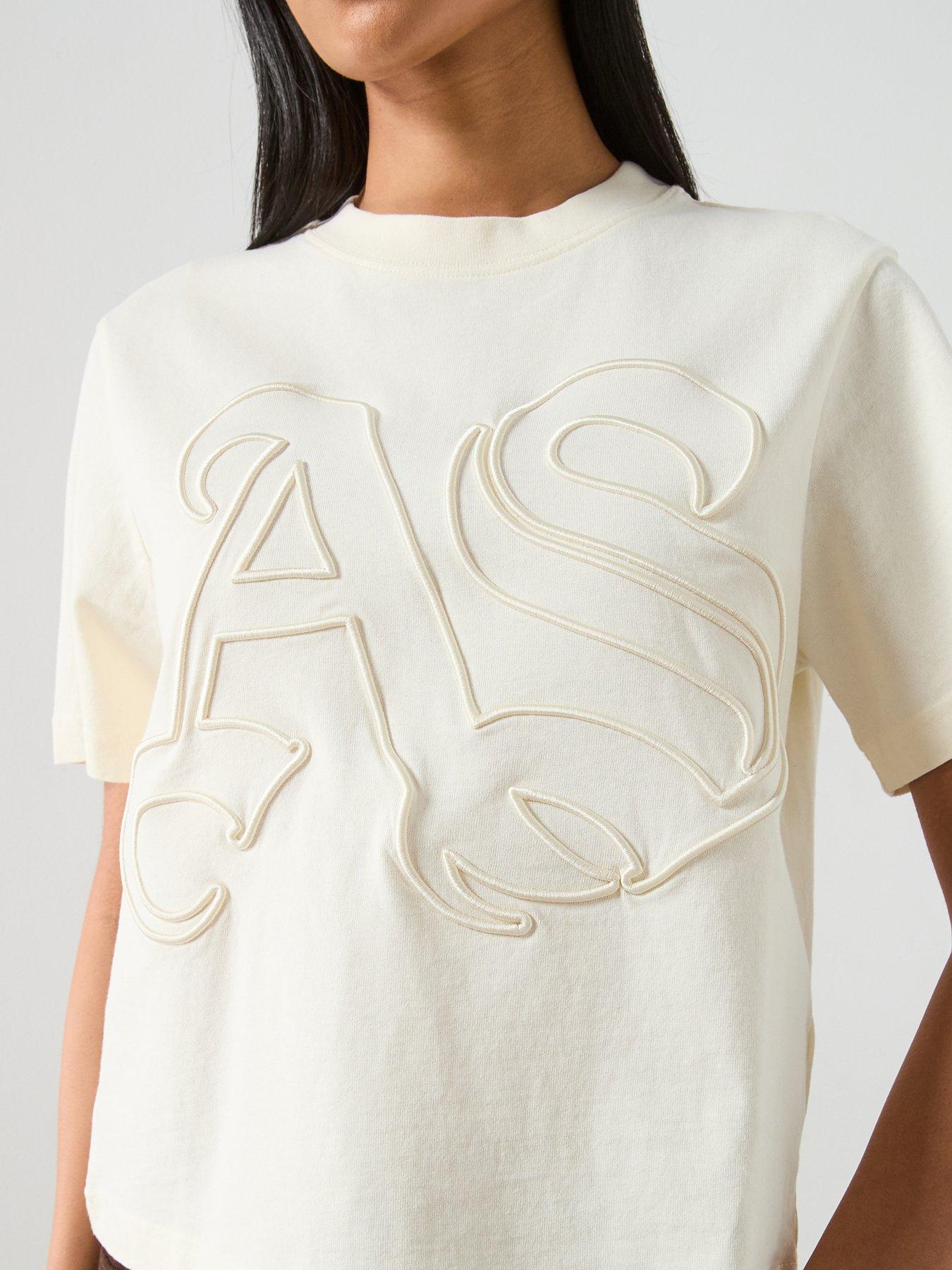 allsaints-lisa-embossed-crew-neck-t-shirt-pebble-whiteoutfit