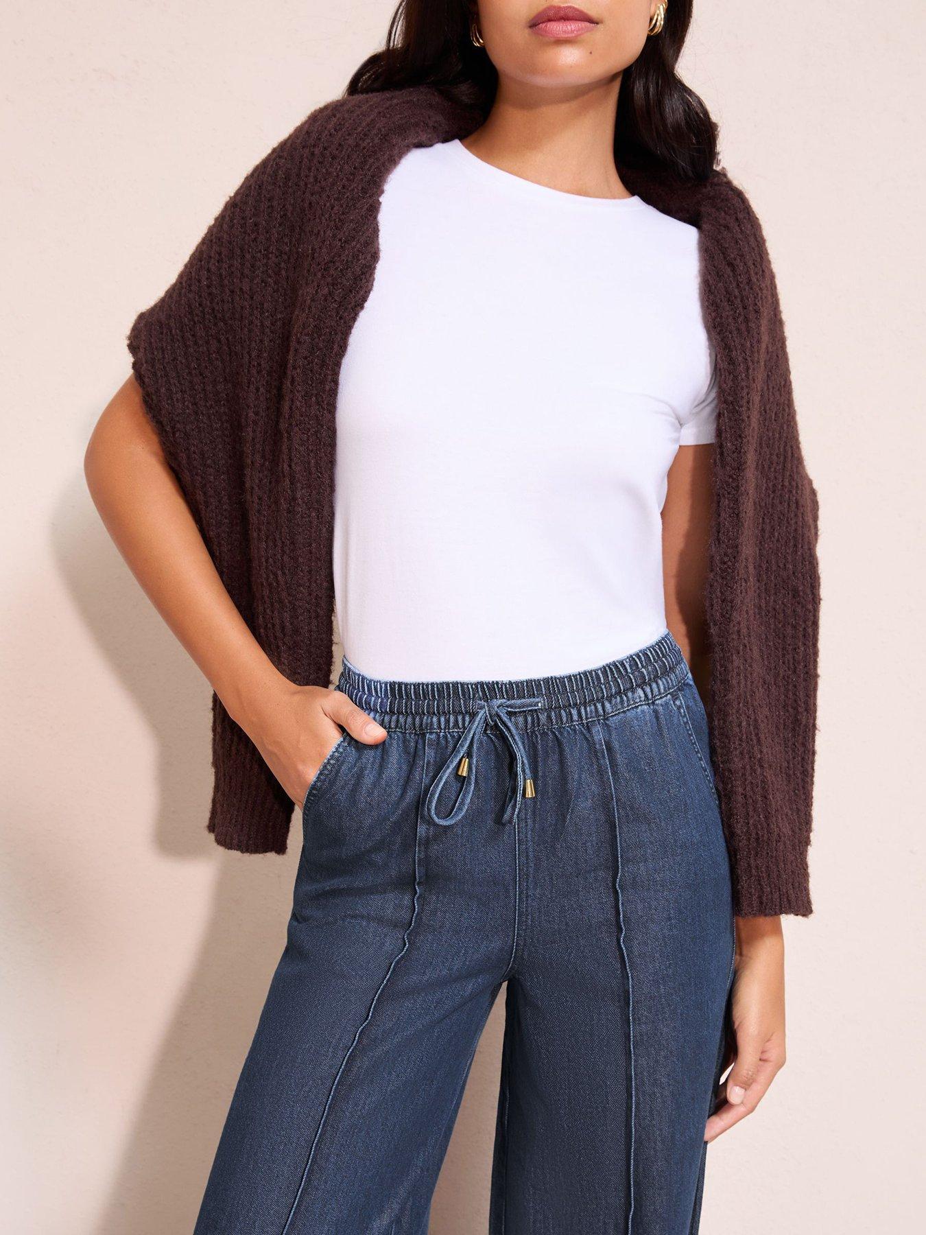 friends-like-these-pintuck-elasticated-wide-leg-jeans-blueoutfit