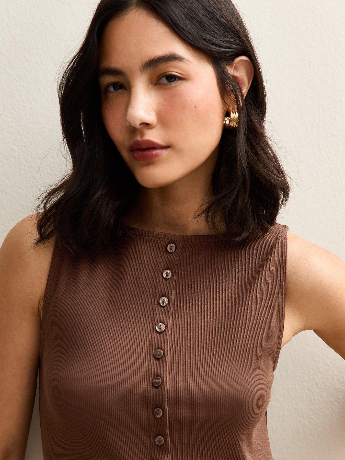 Image 4 of 5 of New Look Button Through Tank Top - Brown