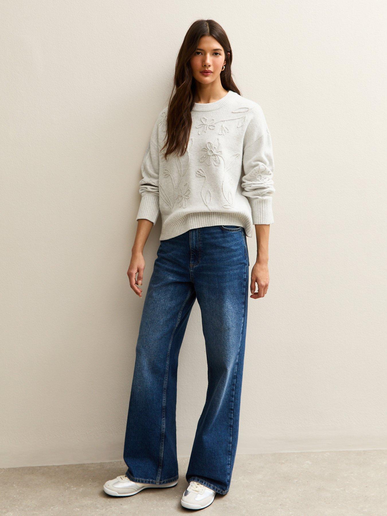 new-look-floral-embroidered-jumper-light-greyback
